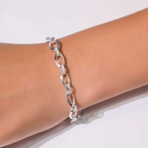 Tiny Oval Bridge Baby Bracelet