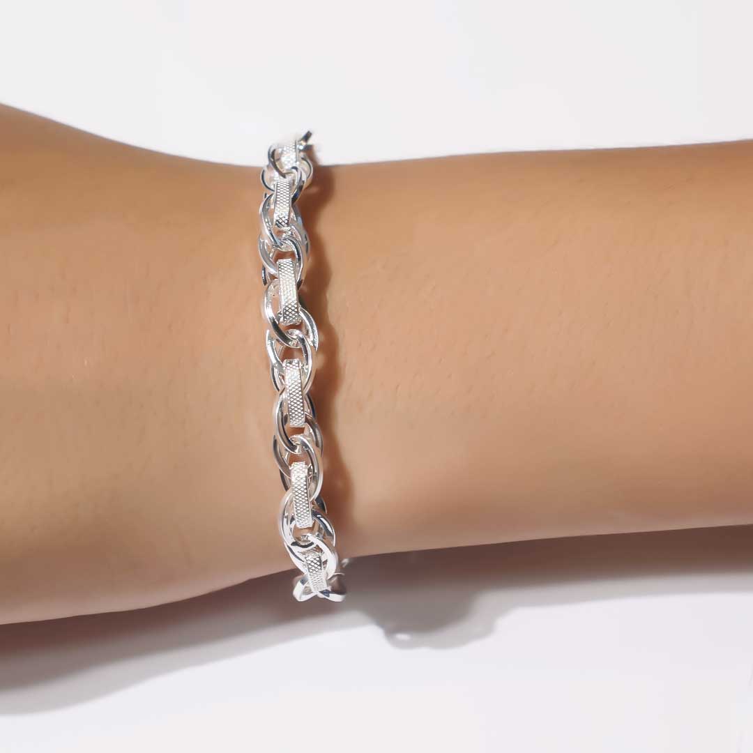 Weave Link Shine Baby Bracelet