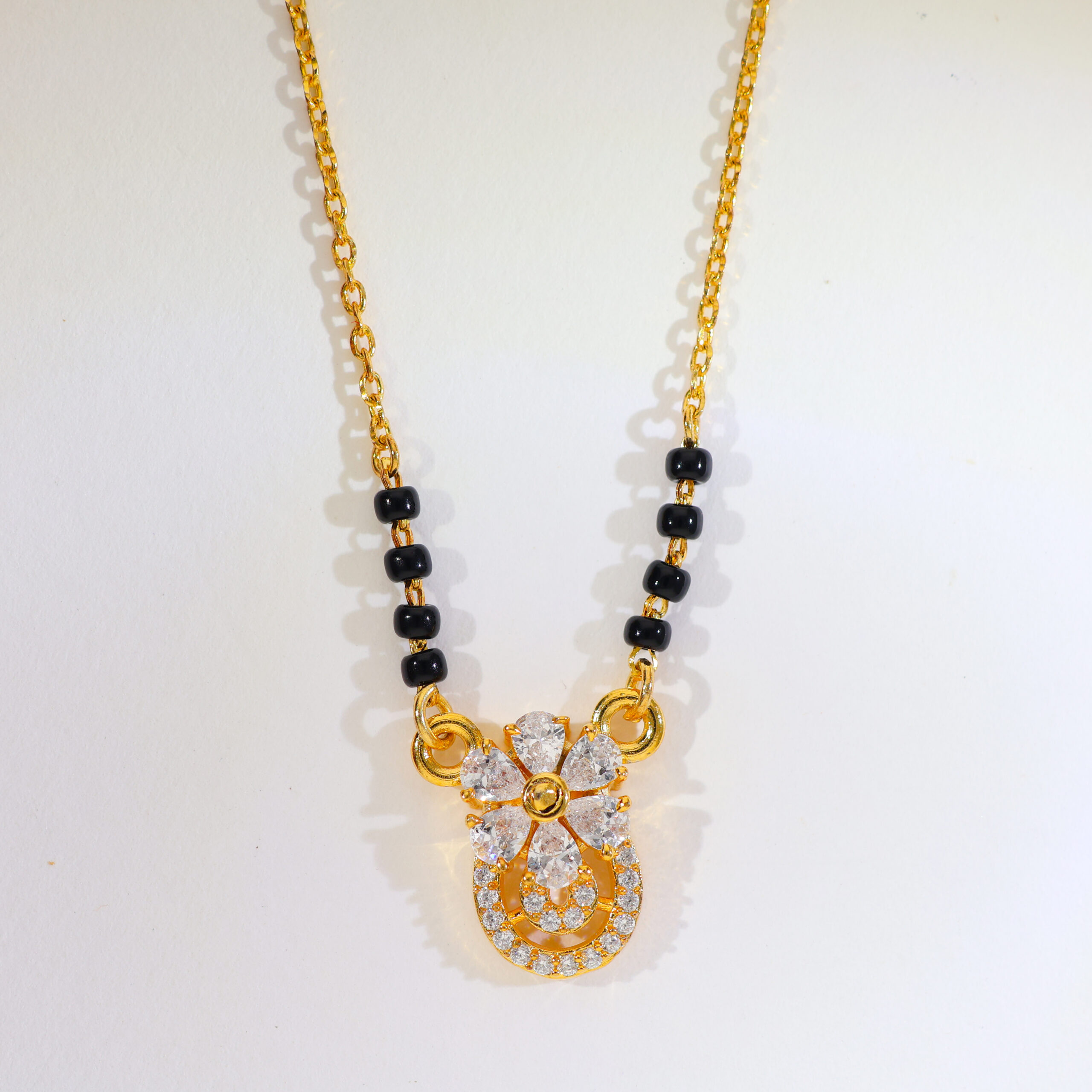 Daisy Loop Ladies Mangalsutra - Image 3