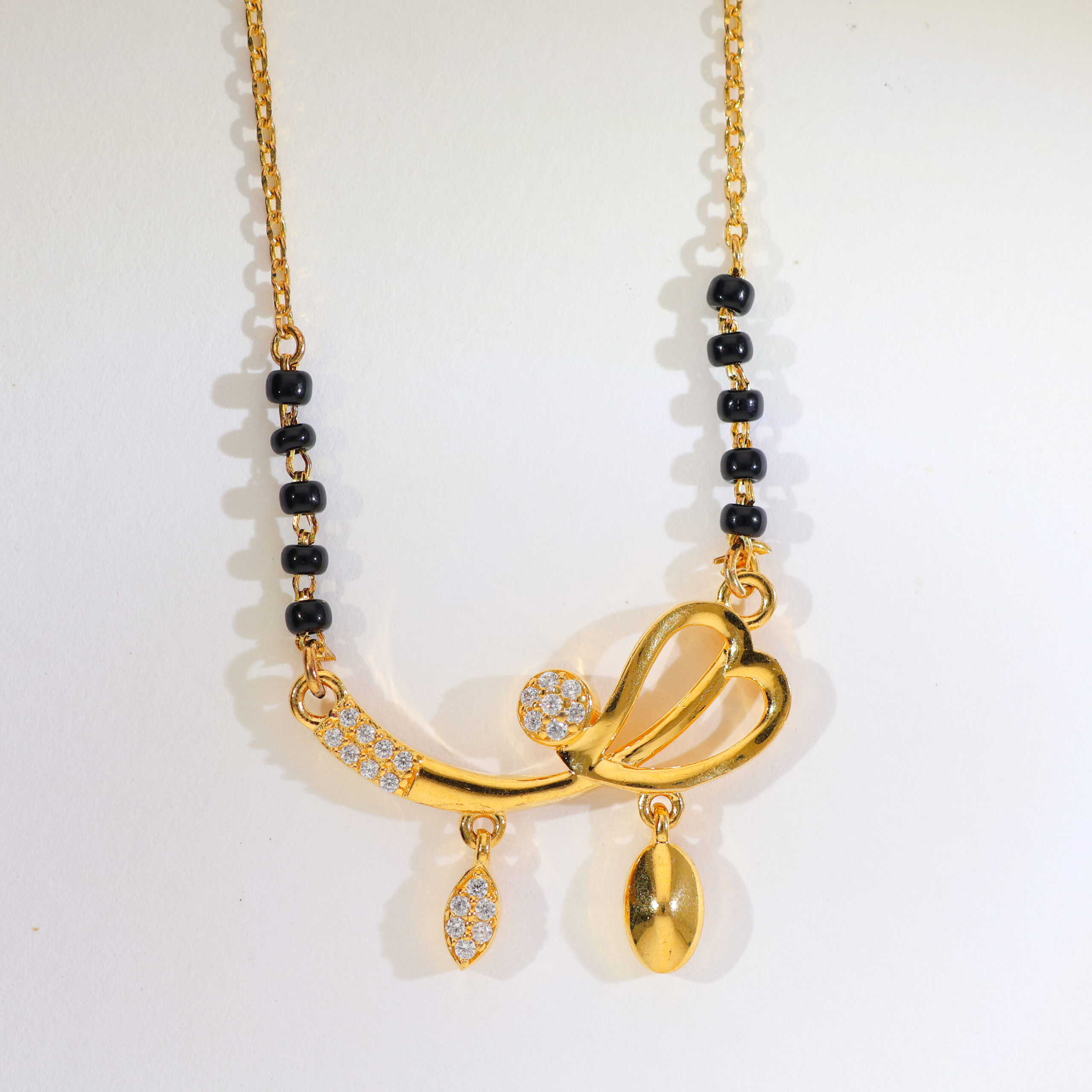 Heart Loop Ladies Mangalsutra - Image 3