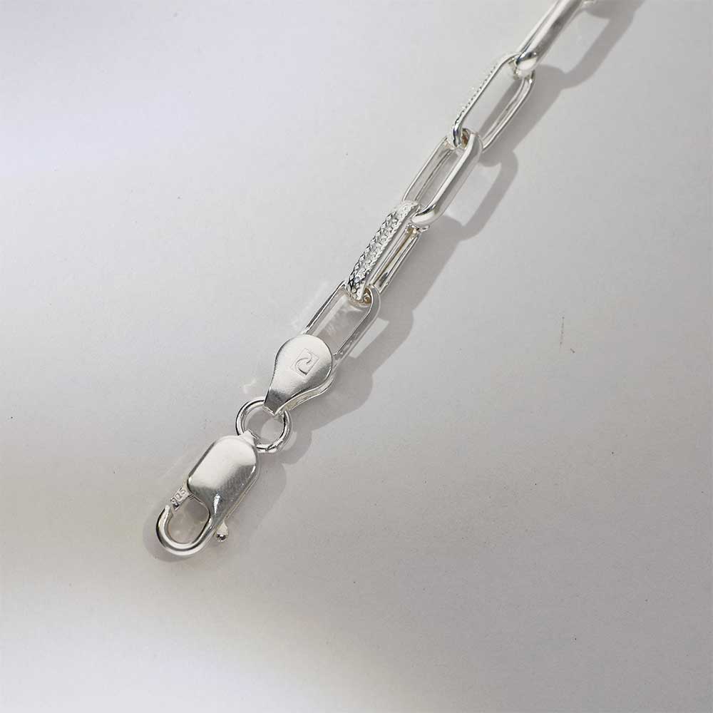 Smooth Oval Link Baby Bracelet - Image 4