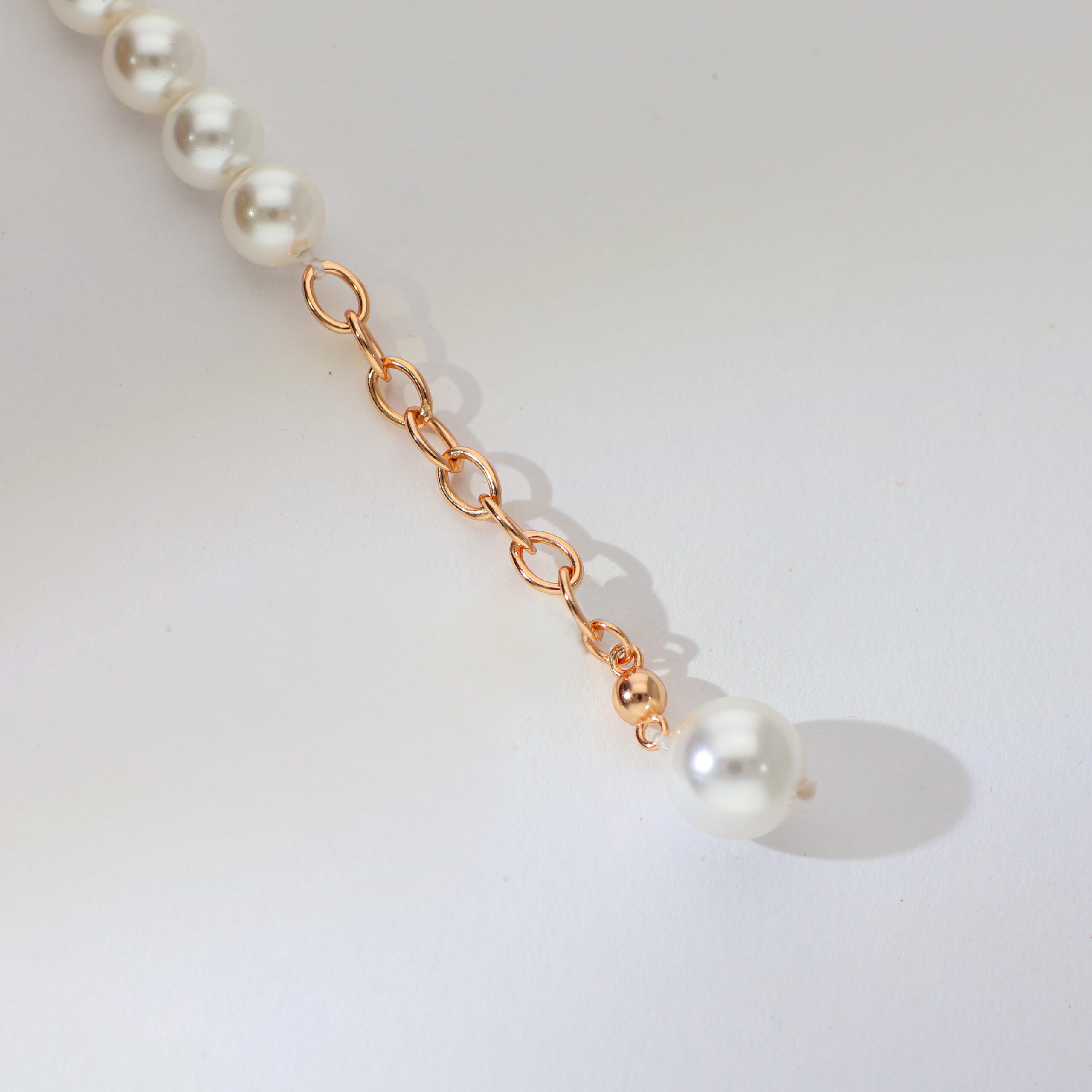 Signature Pearl Emblem rosegold bracelet - Image 5