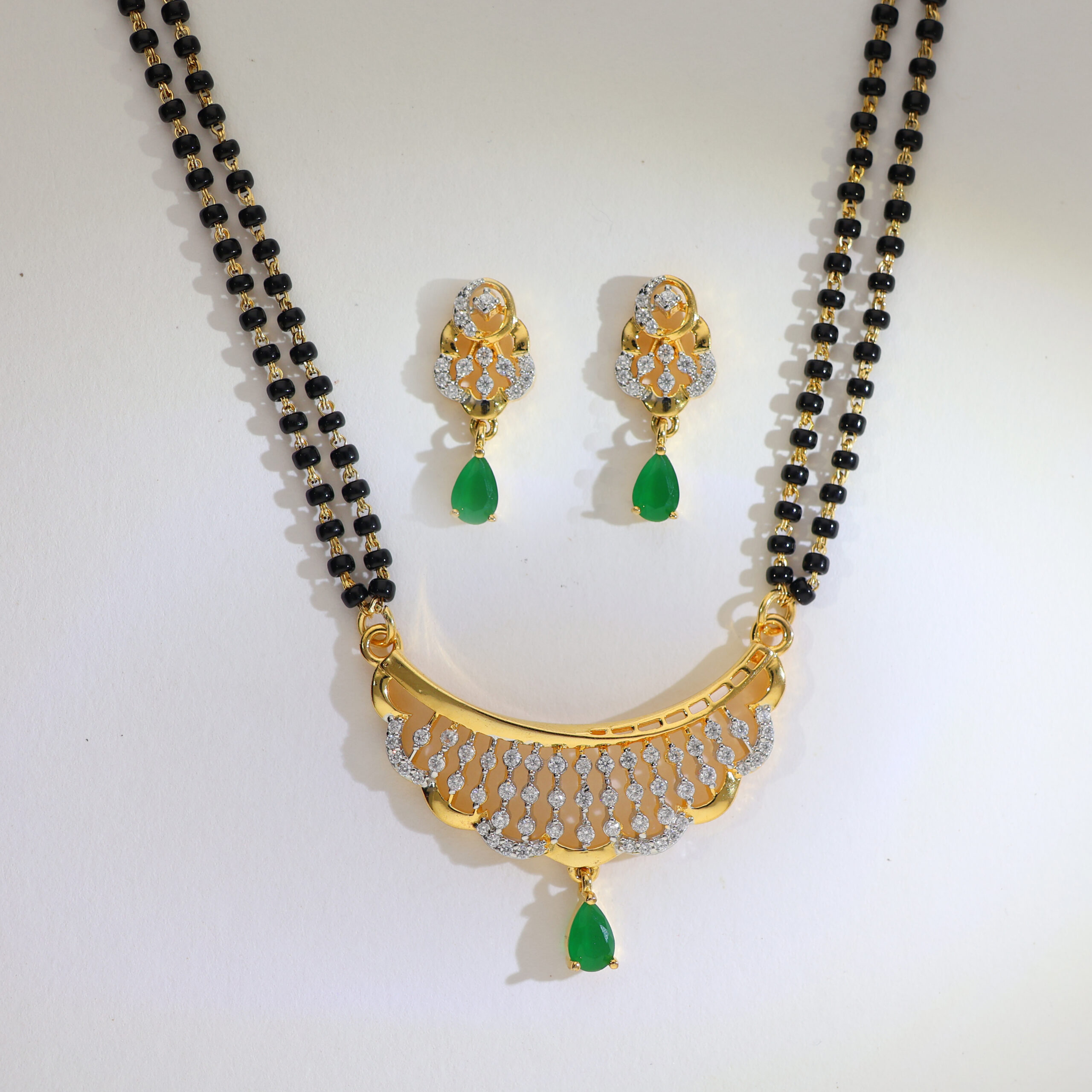 Double-Line Green Teardrop Mangalsutra - Image 2
