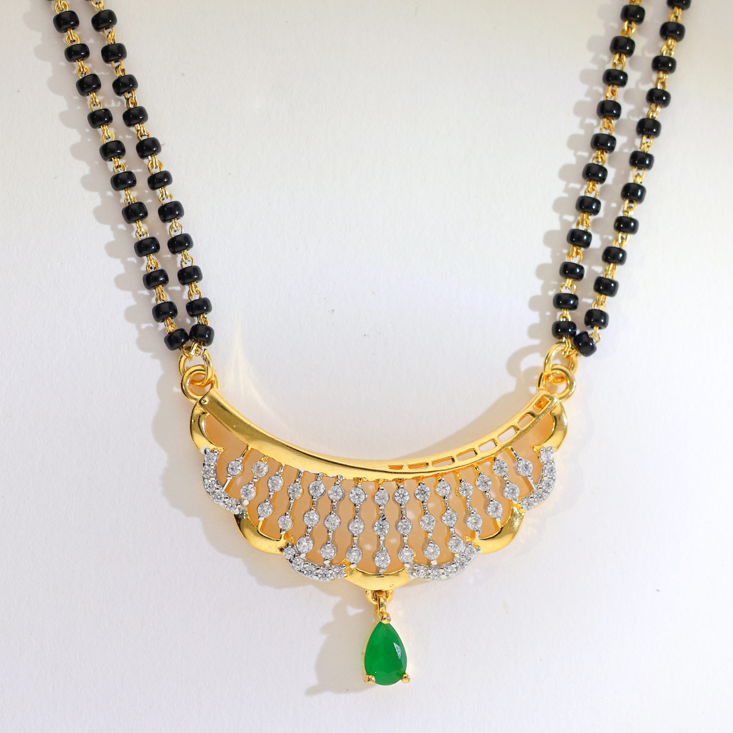 Double-Line Green Teardrop Mangalsutra - Image 3