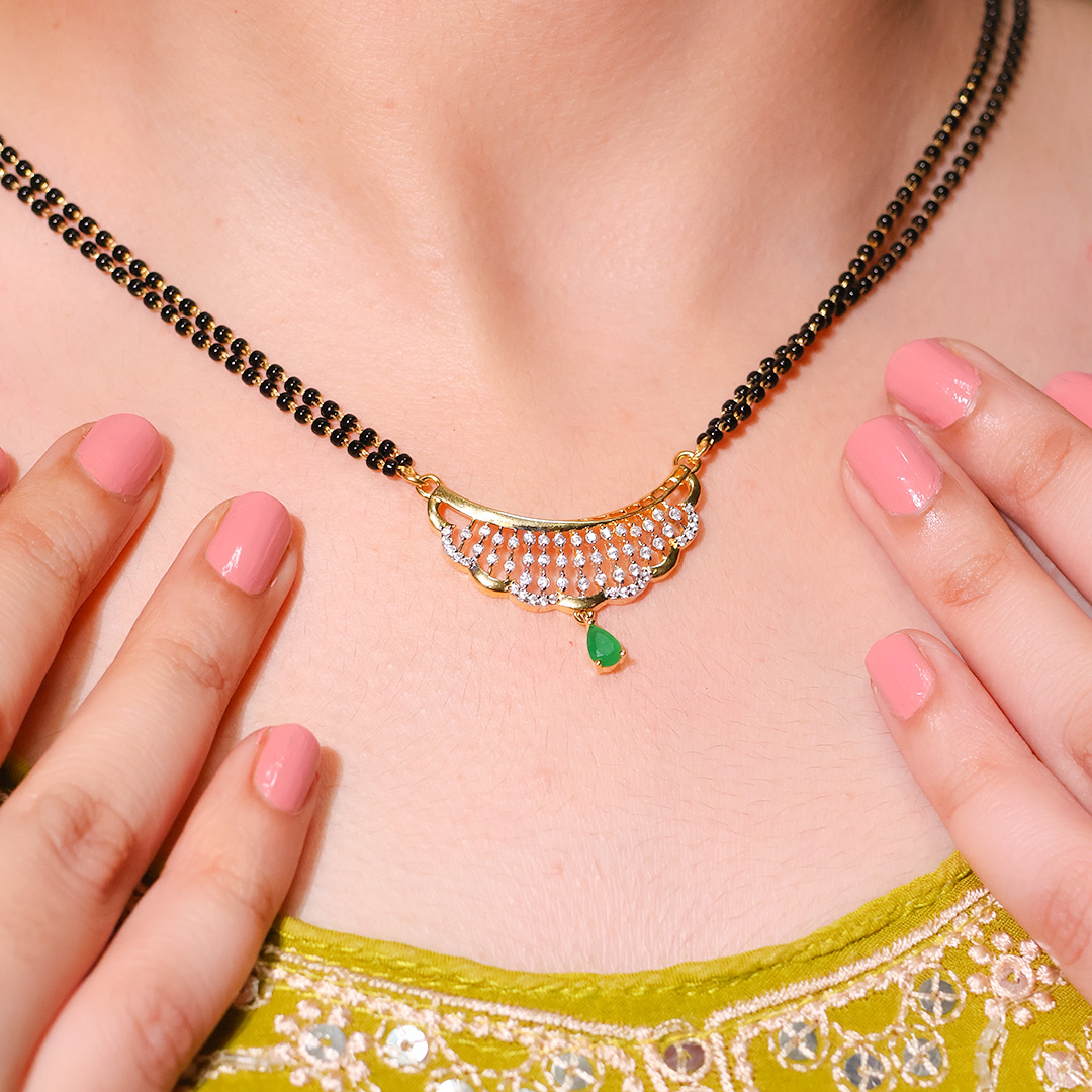 Double-Line Green Teardrop Mangalsutra - Image 9