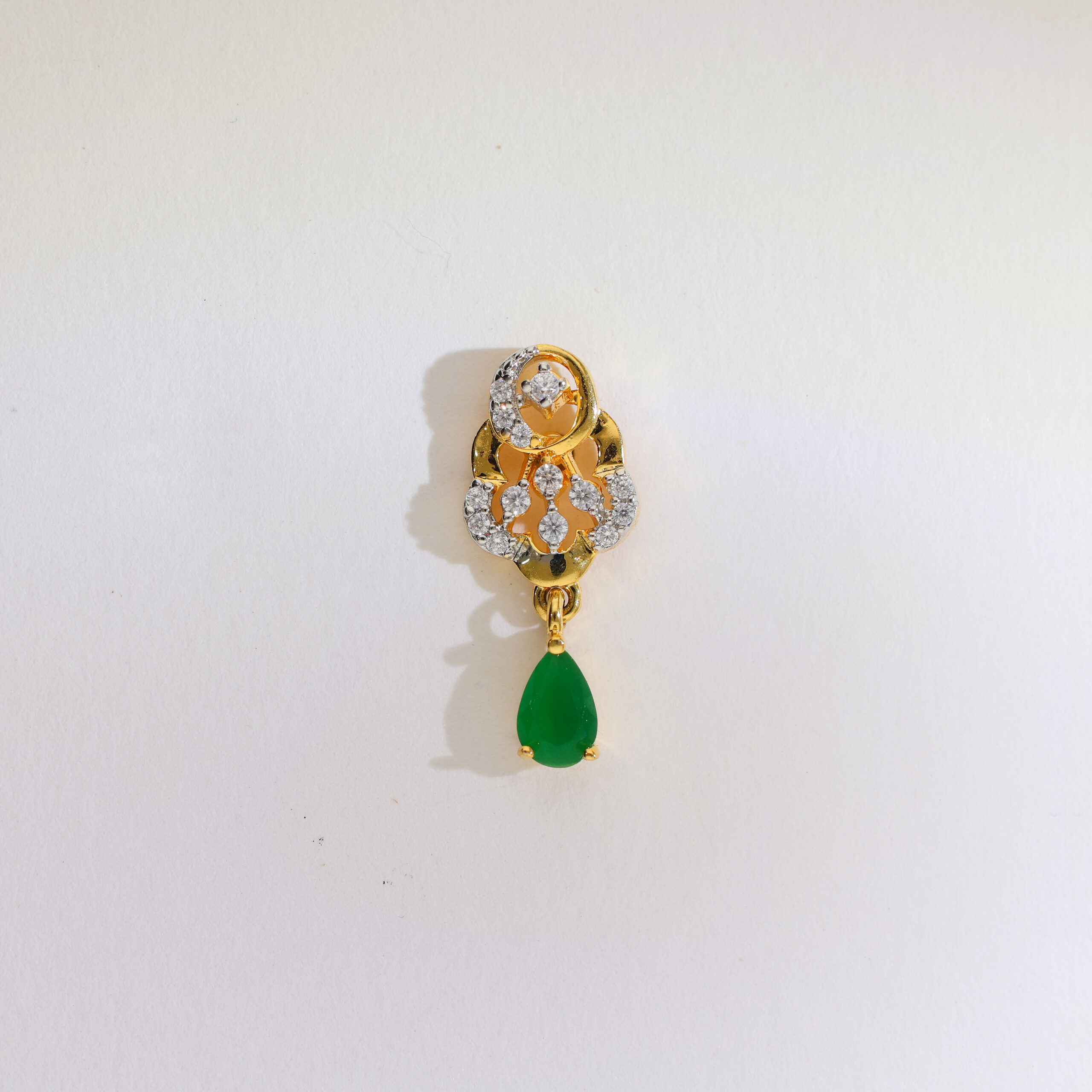 Double-Line Green Teardrop Mangalsutra - Image 5