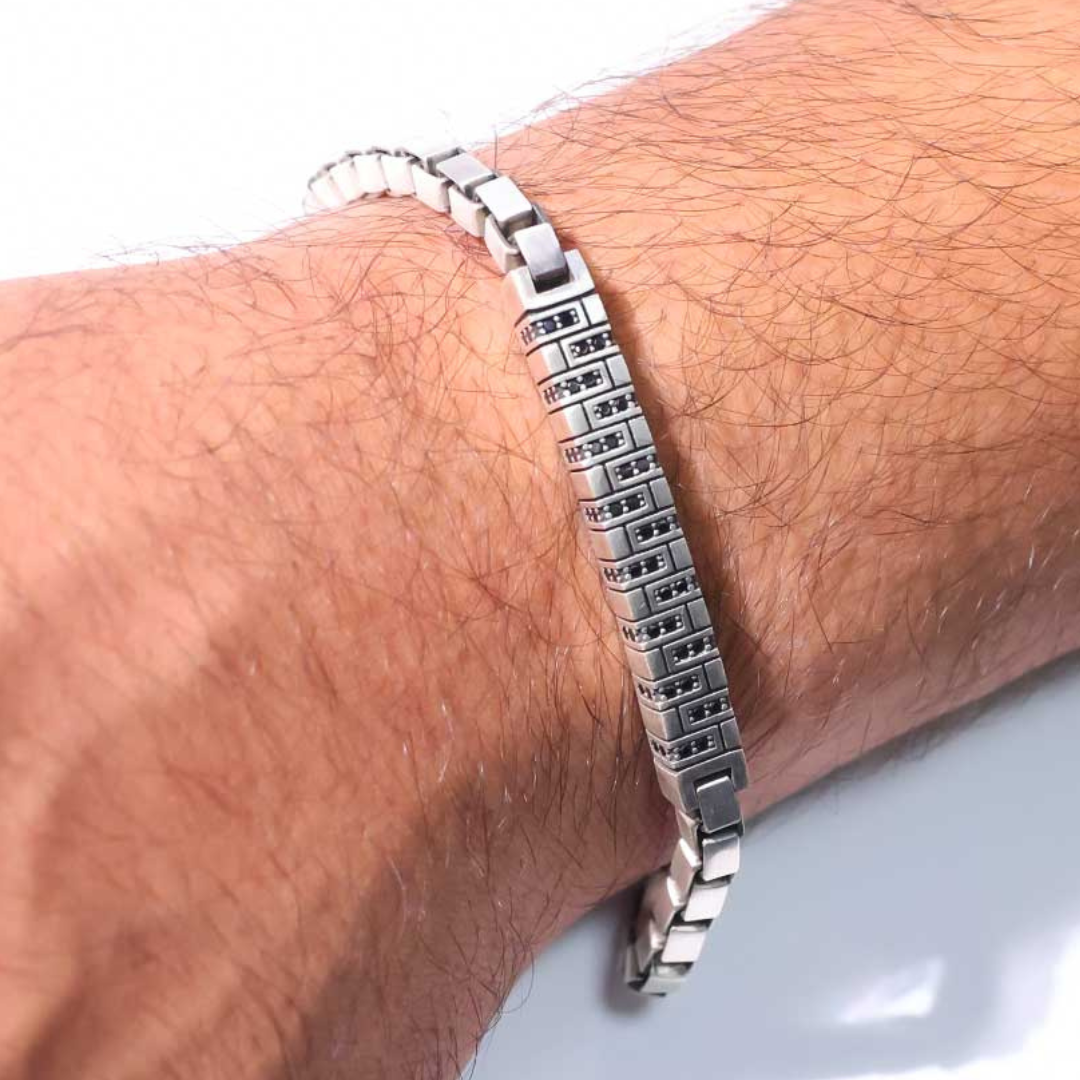 StepGrid Silver gents bracelet