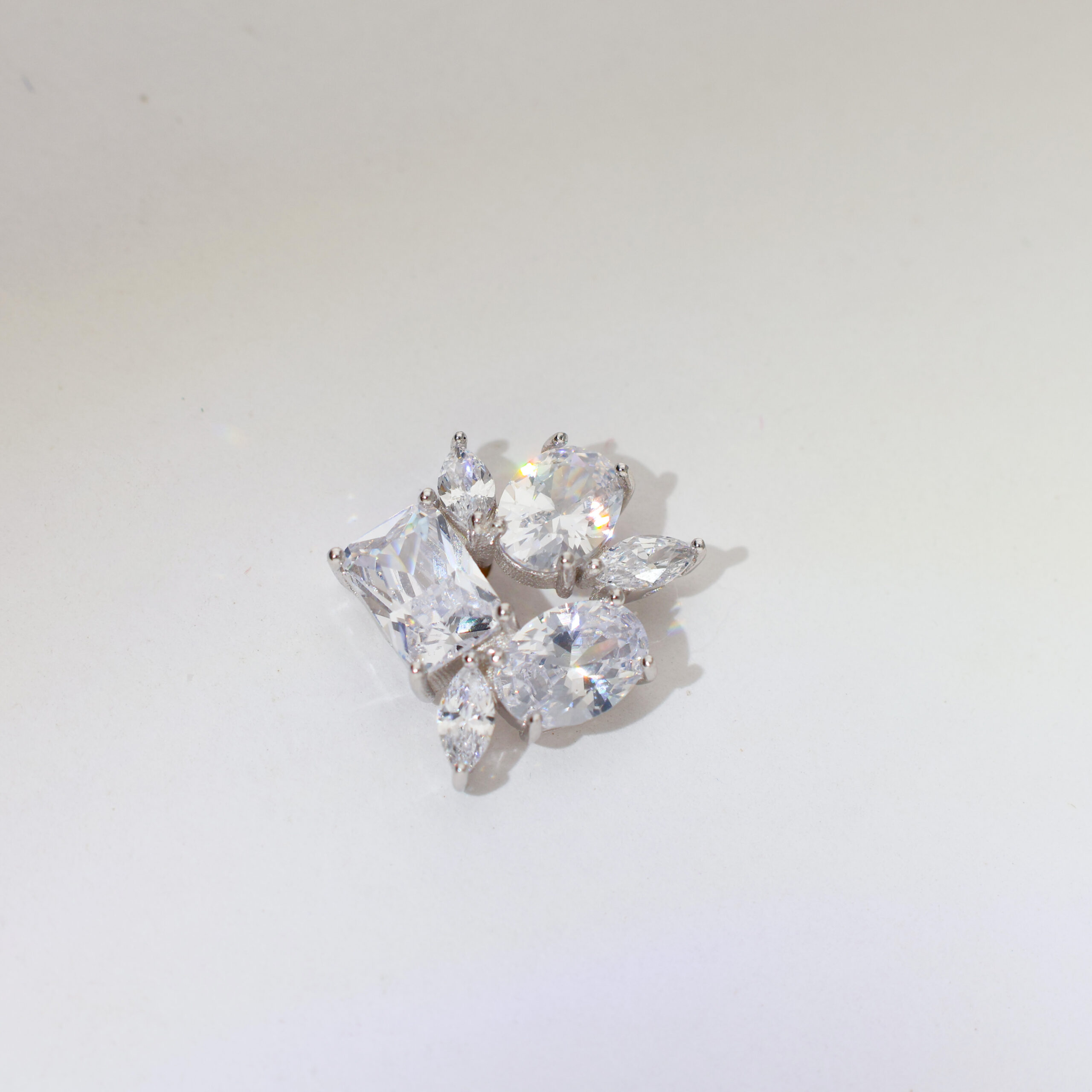 Crystal Bloom Ladies earring - Image 3