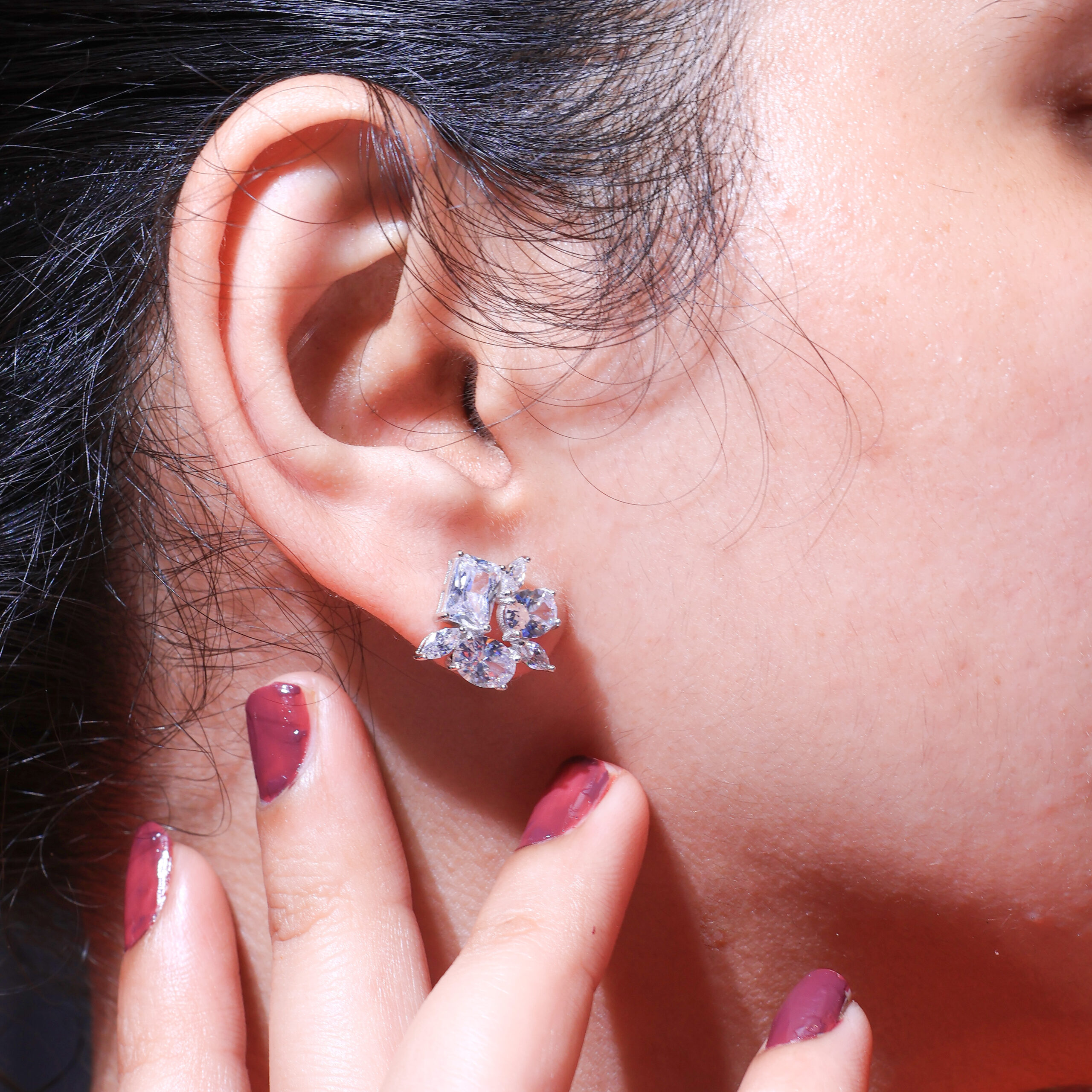 Crystal Bloom Ladies earring - Image 5