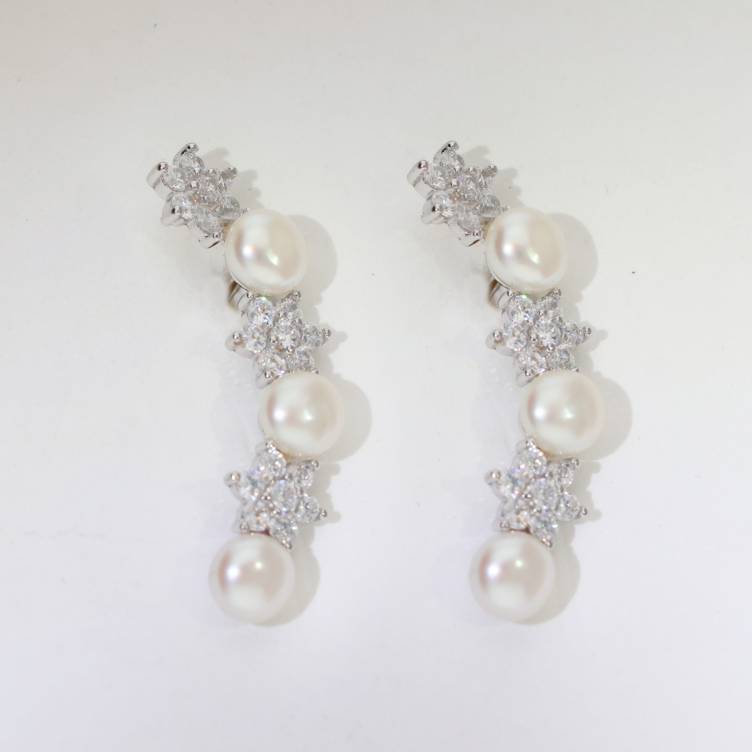 Starry Pearl Line ladies Ear Cuffs - Image 2