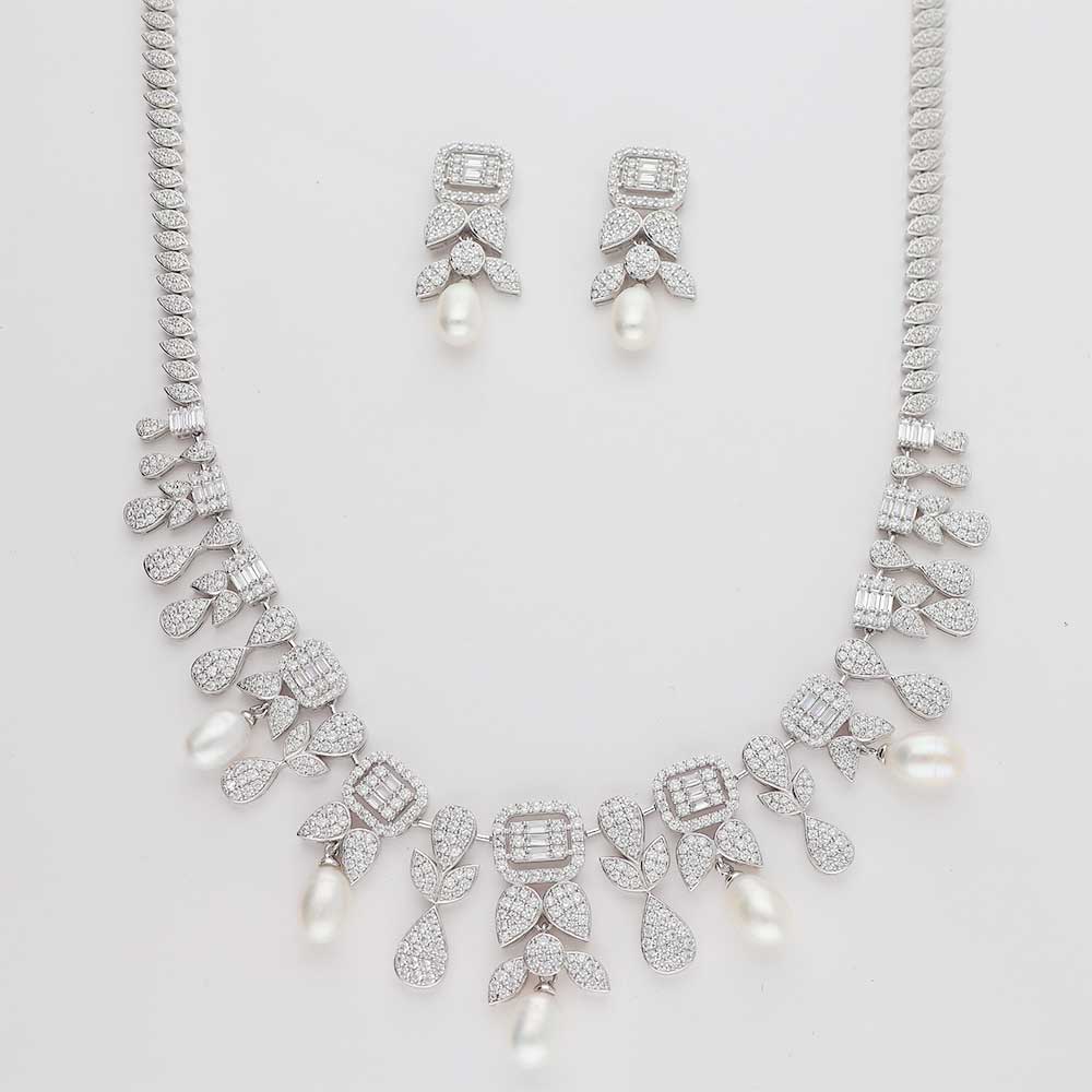 Pearl Leaf Radiance necklace set - Image 6
