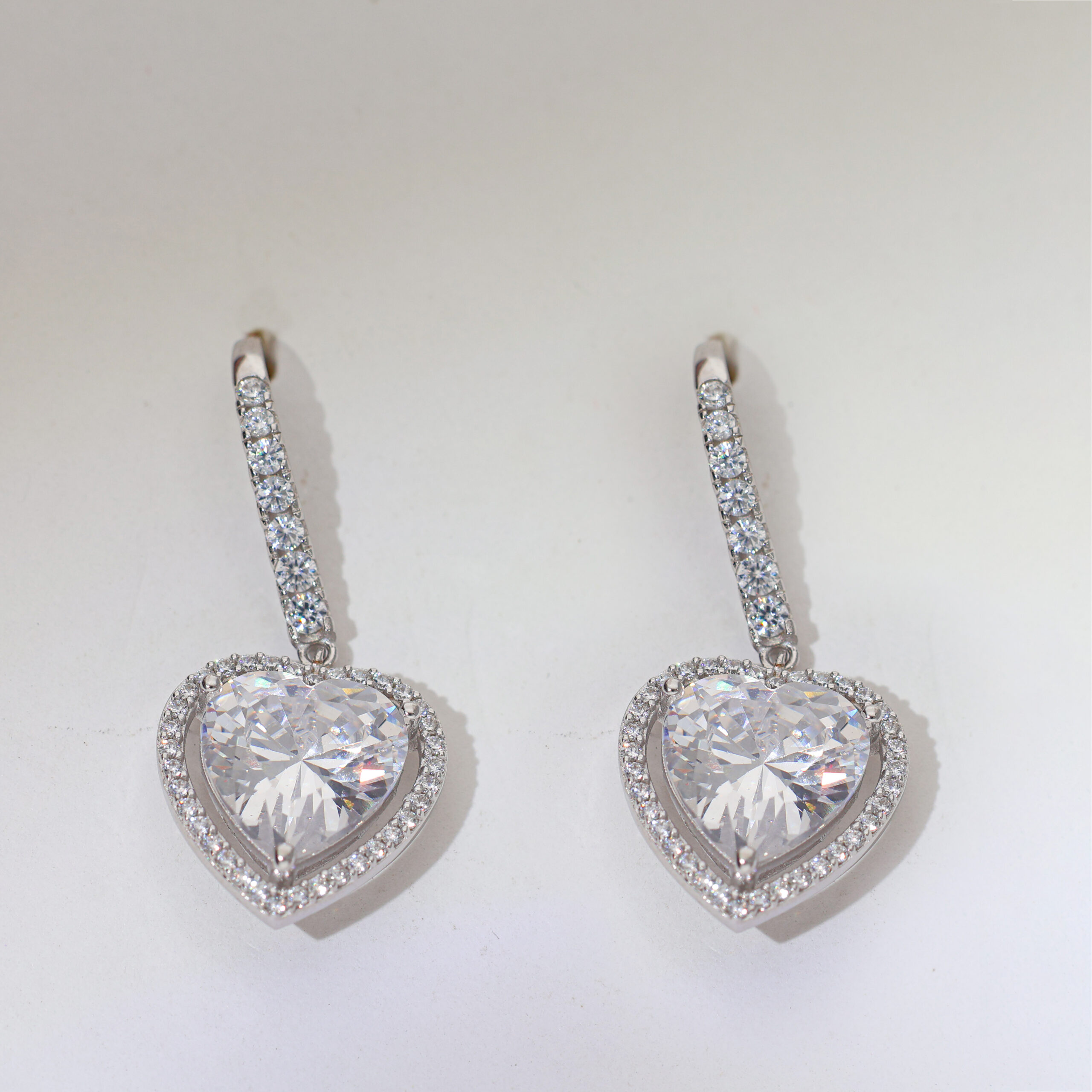 Heart Halo ladies Earring - Image 2