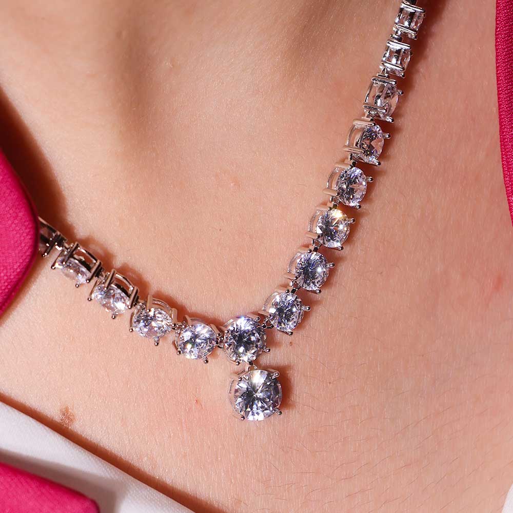 Classic Solitaire Line necklace set - Image 8