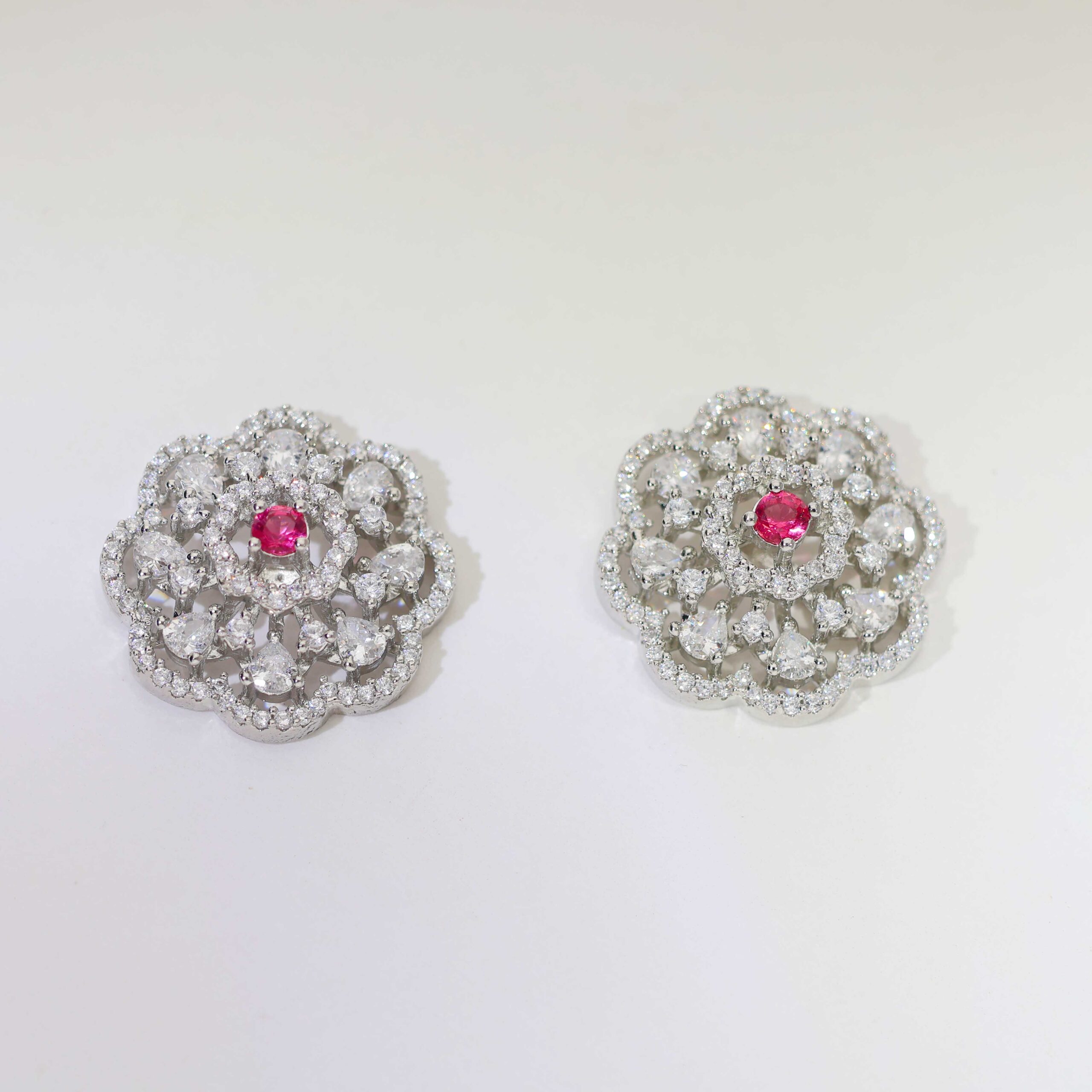 Crimson Center Bloom Pendant Set/ Without Chain - Image 4