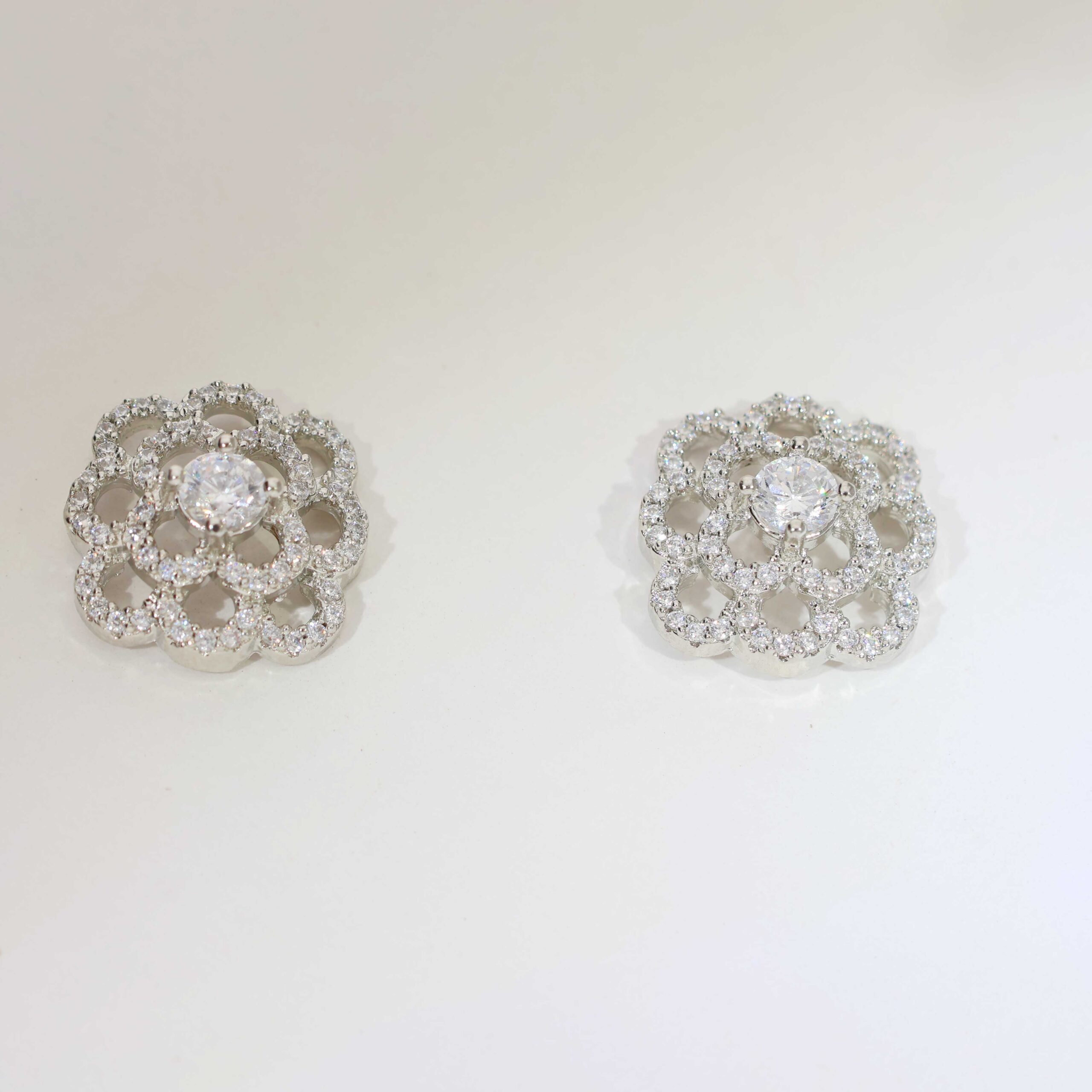 Twinkle Rosy Web Pendant Set/ Without Chain - Image 4