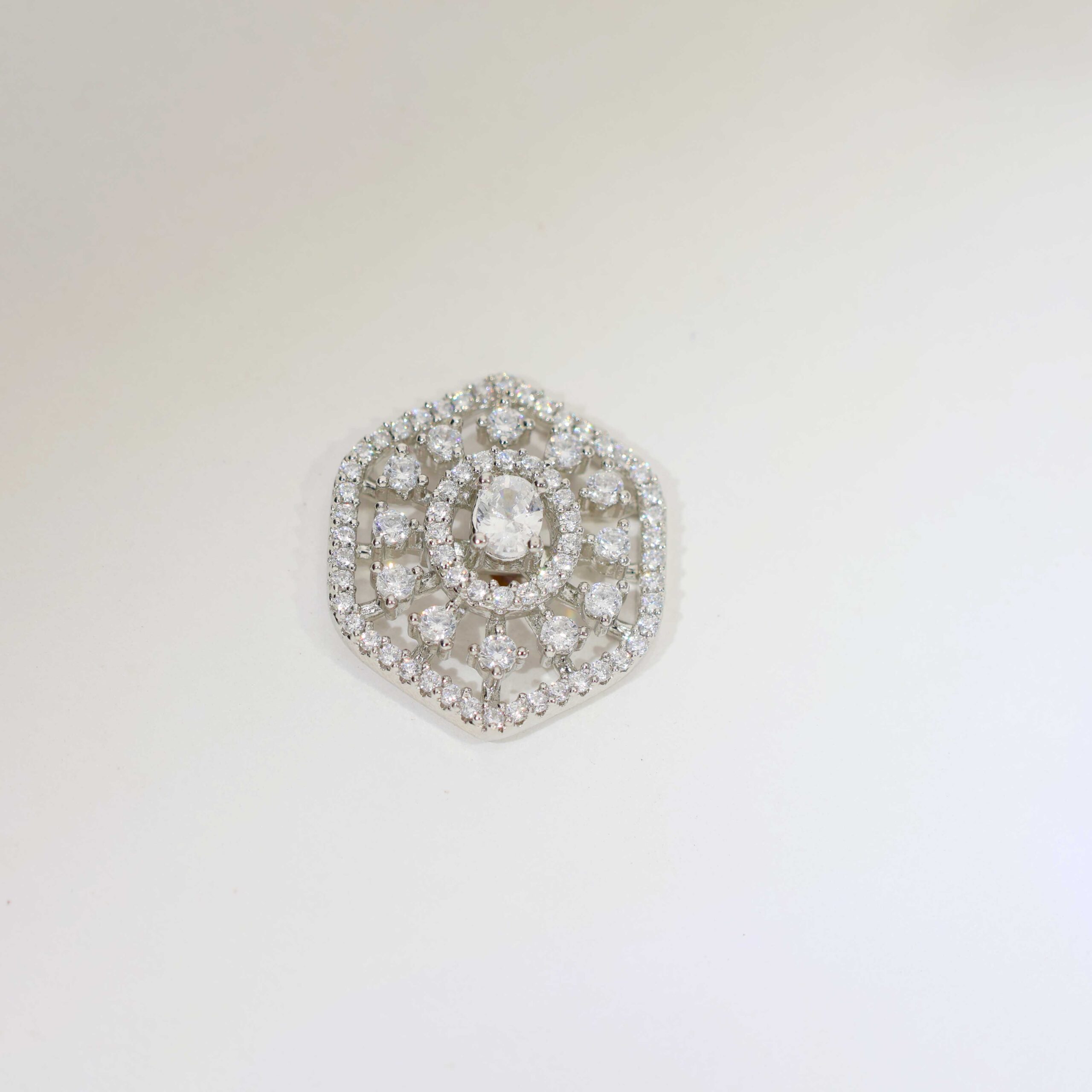 Oval Crown Pendant Set/ Without Chain - Image 4