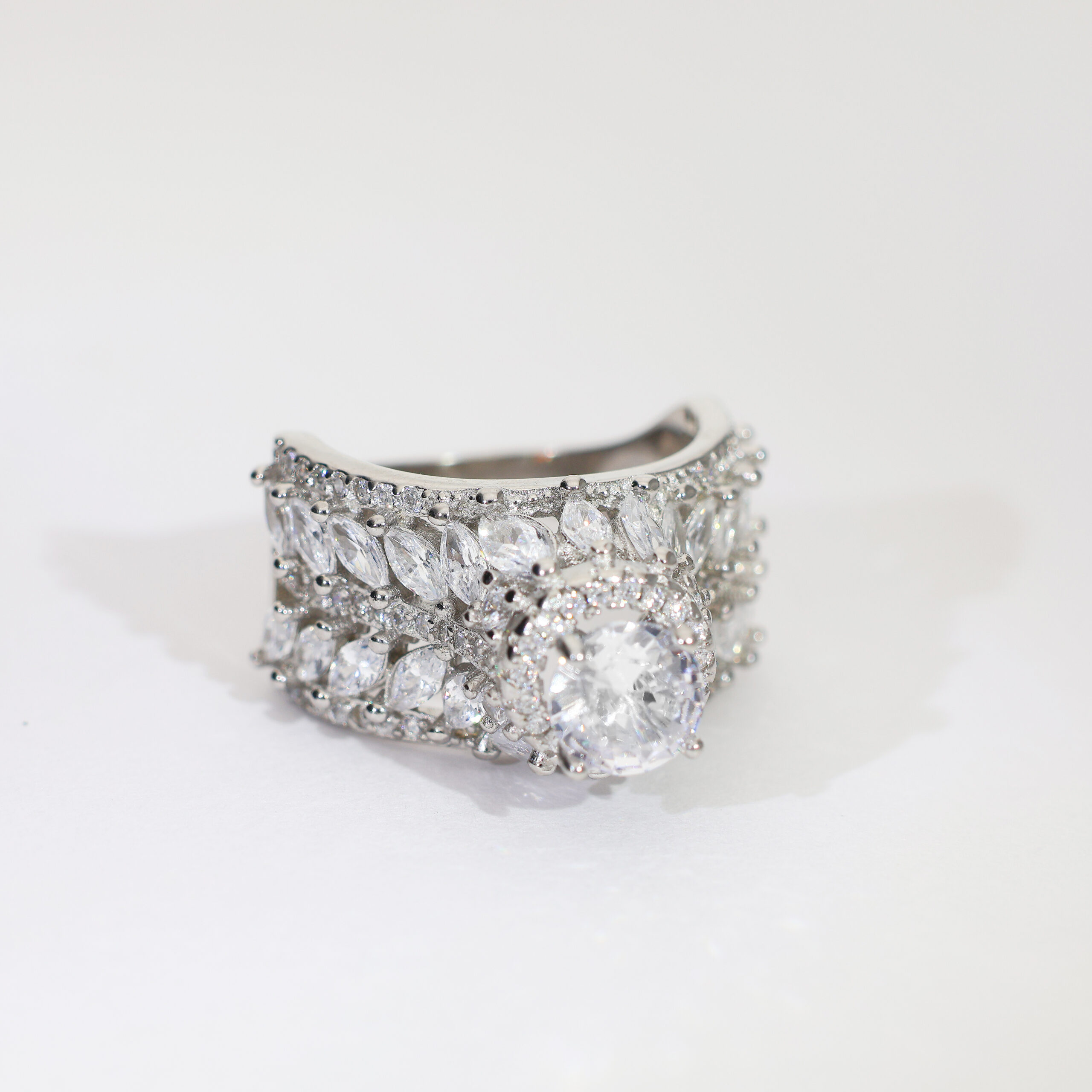 Starlight Crown ladies ring - Image 3