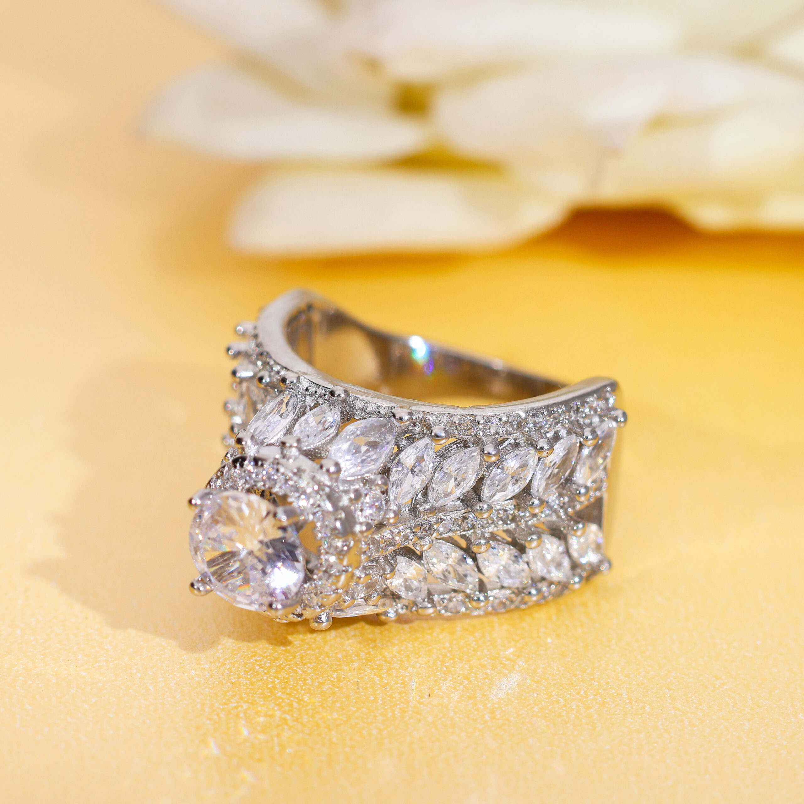 Starlight Crown ladies ring - Image 7