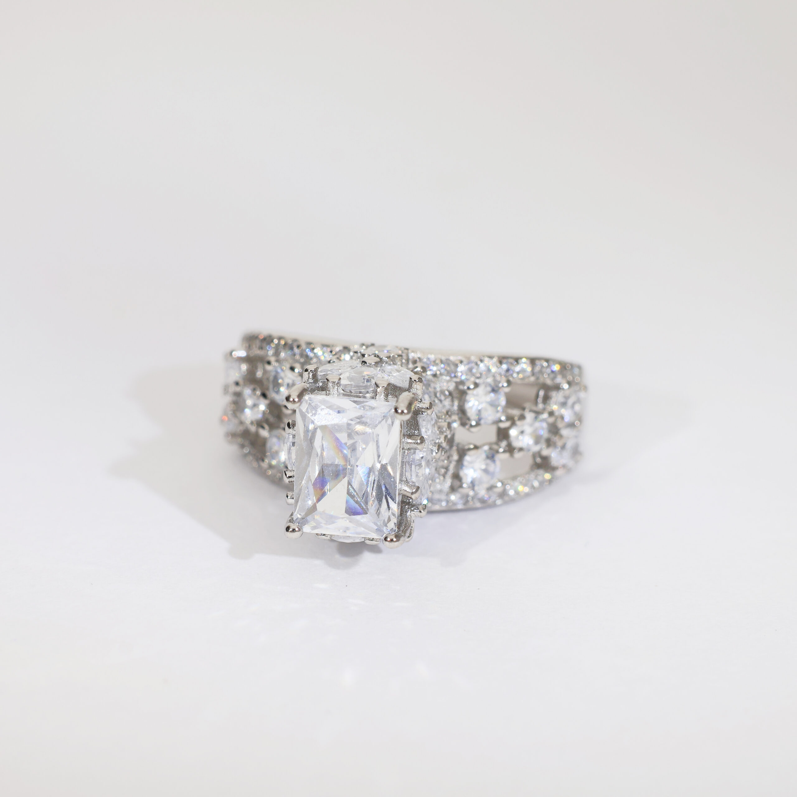 Radiant Prism ladies ring - Image 4