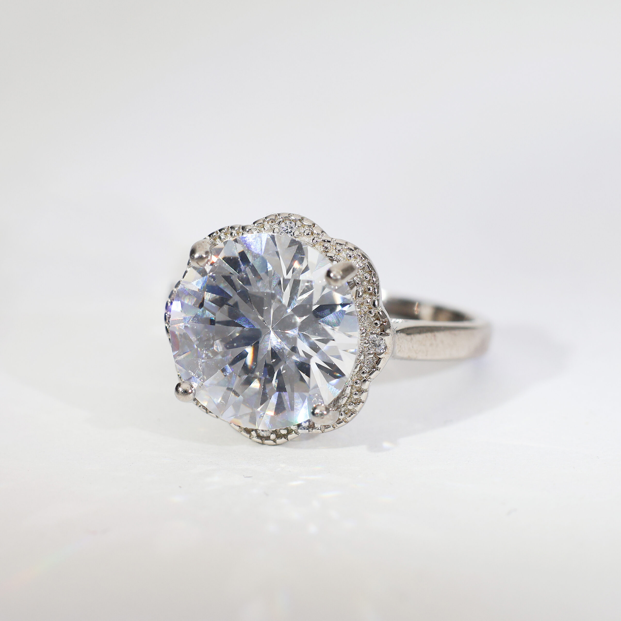 Starlight Bloom ladies ring - Image 5