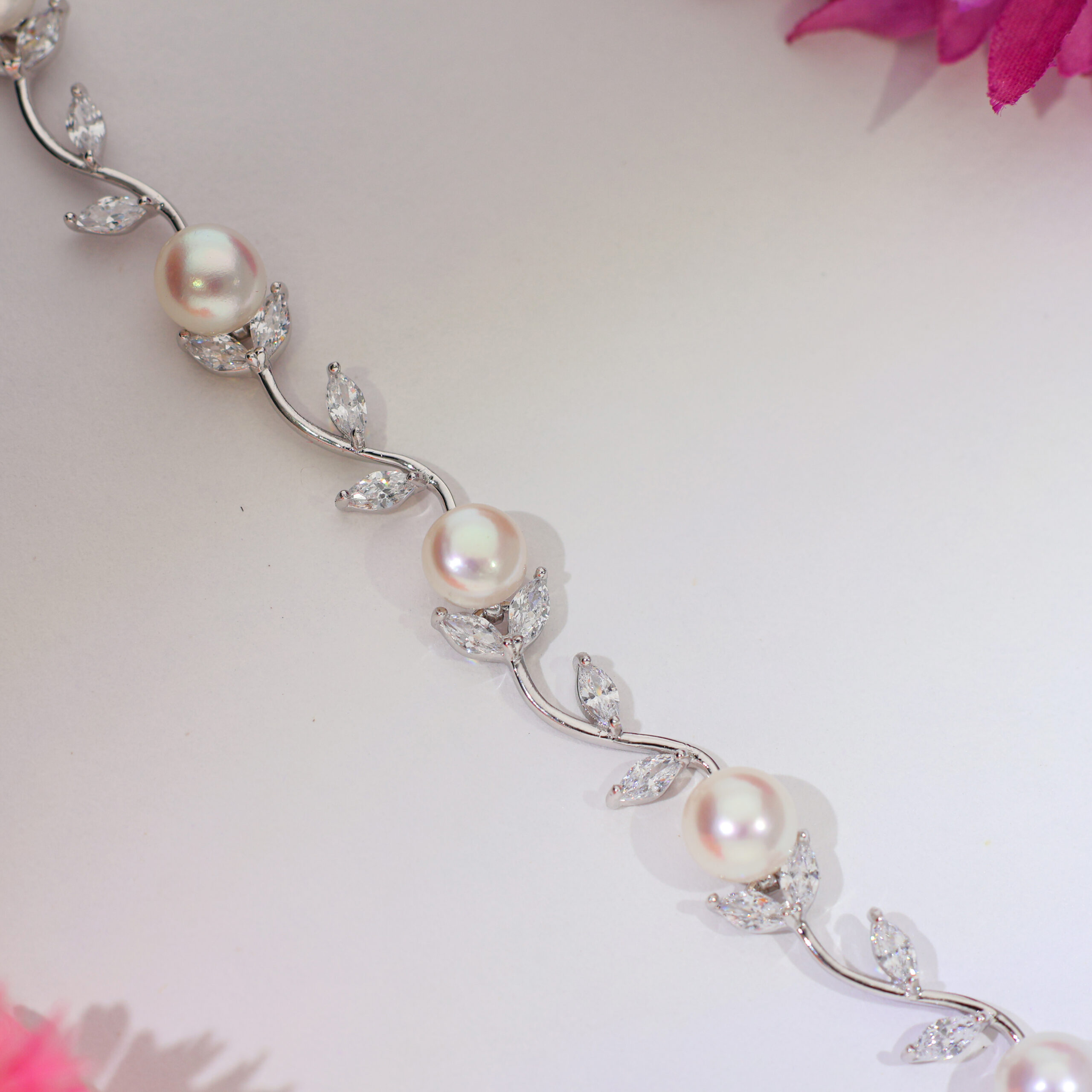Pearl Leaf Vine Girlish Bracelet - Image 5