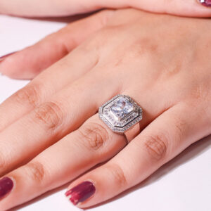 Diamond Portico ladies ring