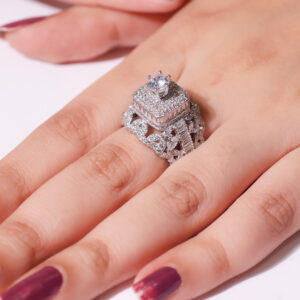 Glitter Quilt Halo ladies ring