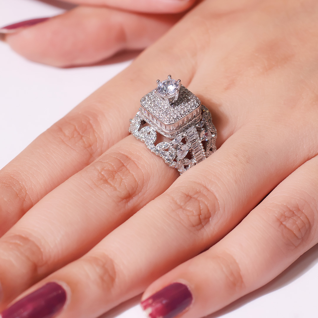 Glitter Quilt Halo ladies ring