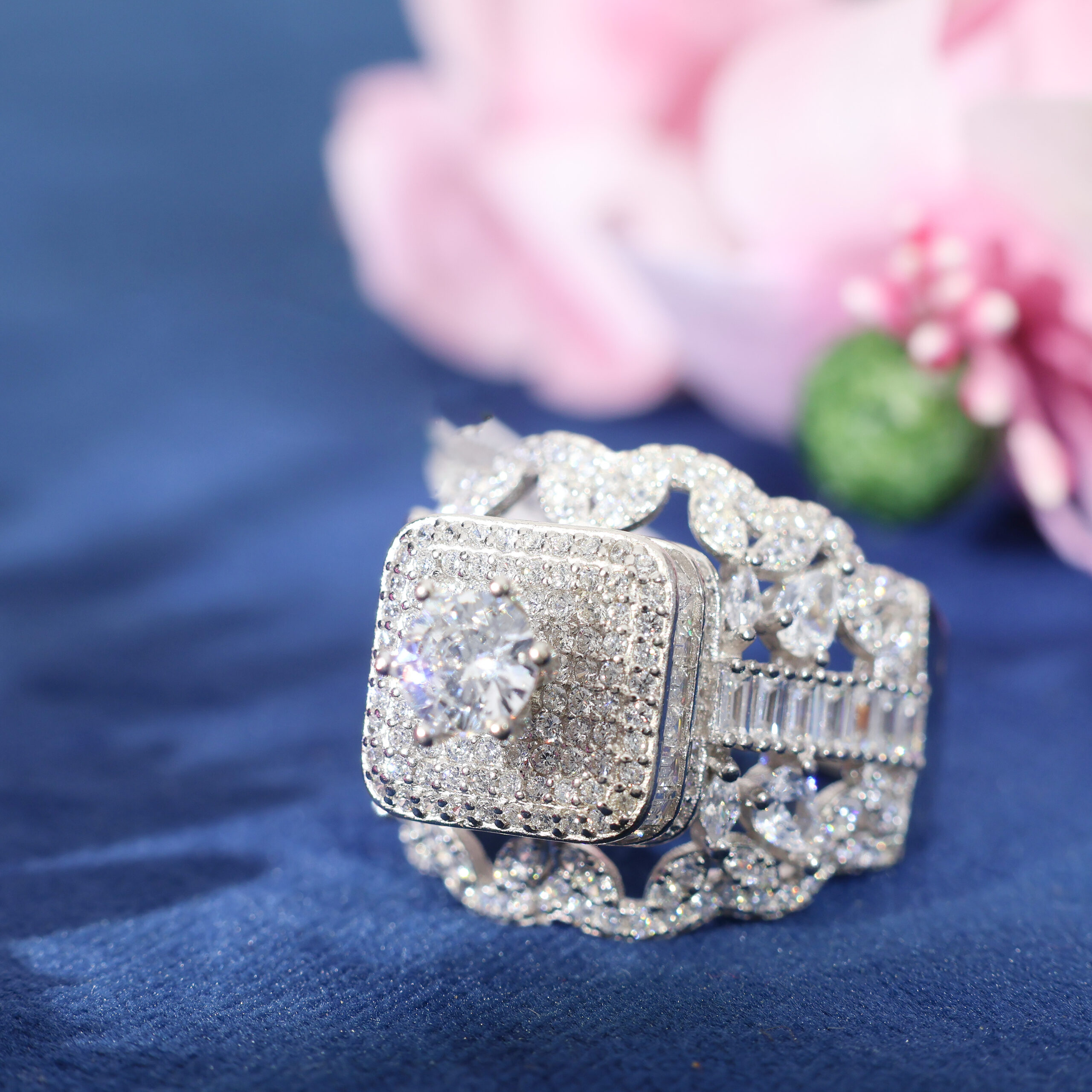 Glitter Quilt Halo ladies ring - Image 6