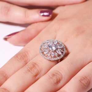 Daisy Wheel Sparkle ladies ring