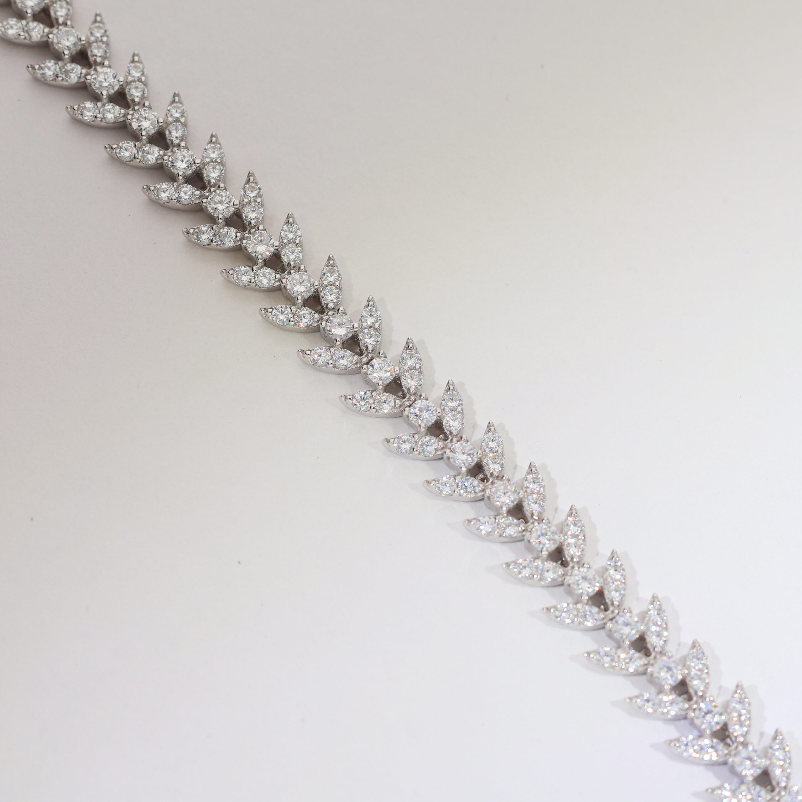 Frosted Petal Line Girlish Bracelet - Image 2