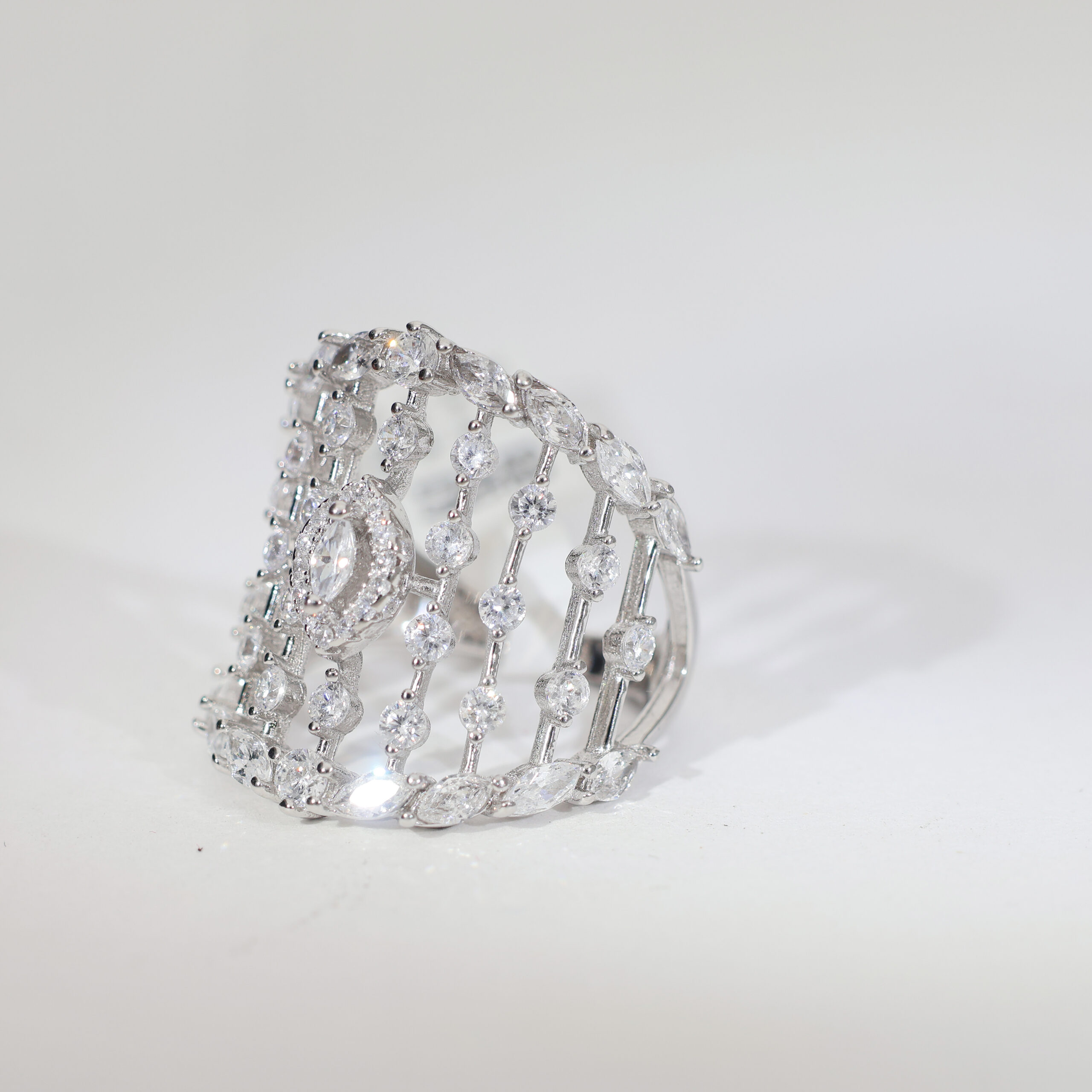Lattice Glow Ladies Ring - Image 4