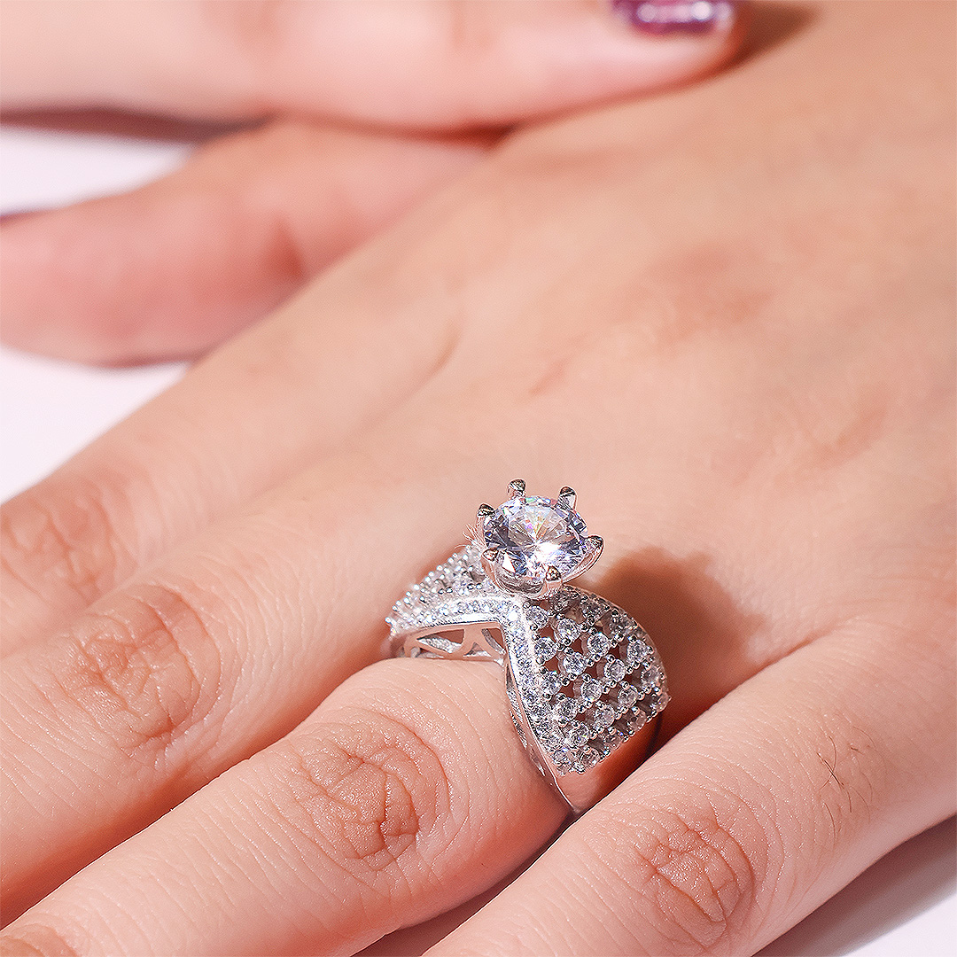 Angel Wing Glow Ladies Ring