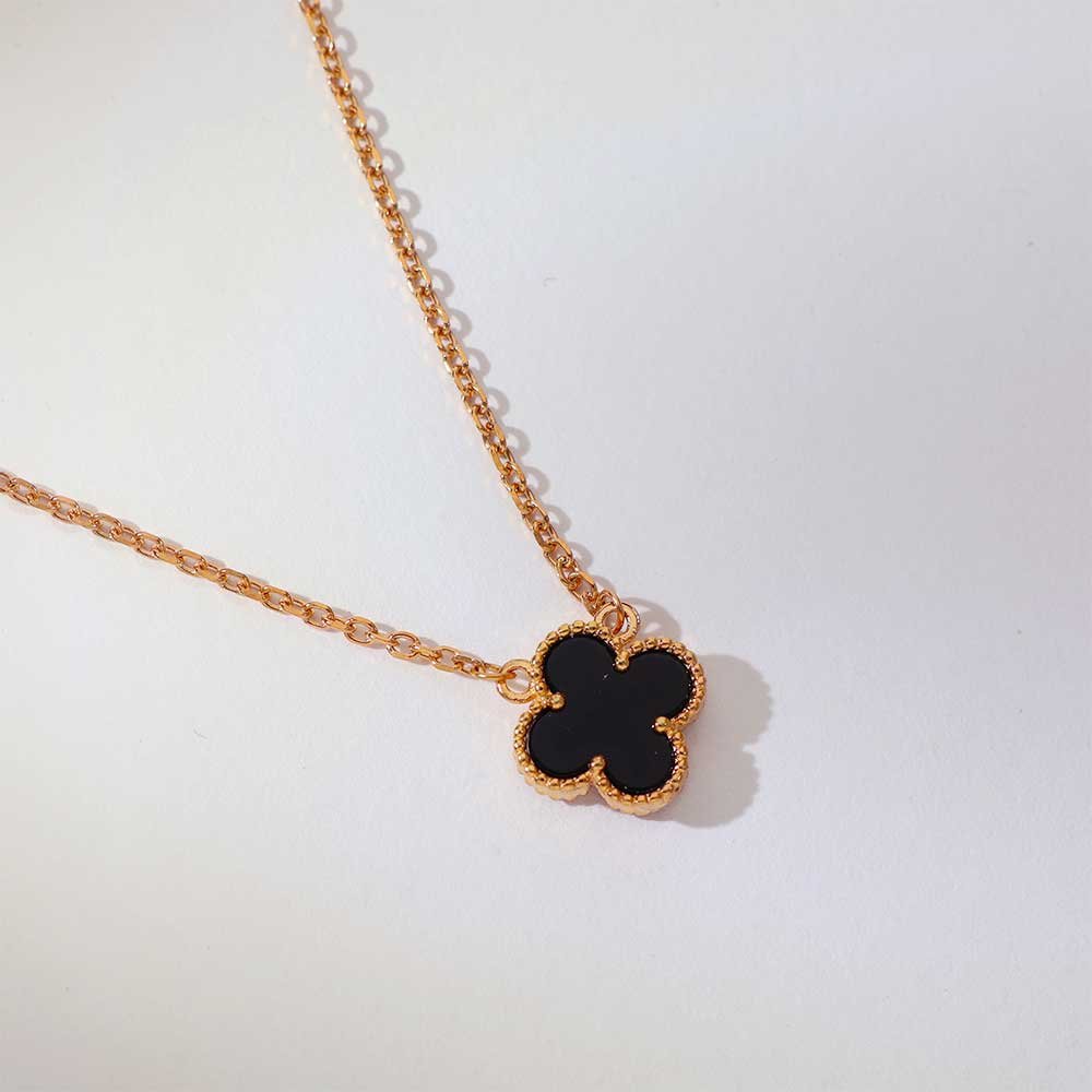 Lucky Noir ladies chain - Image 3