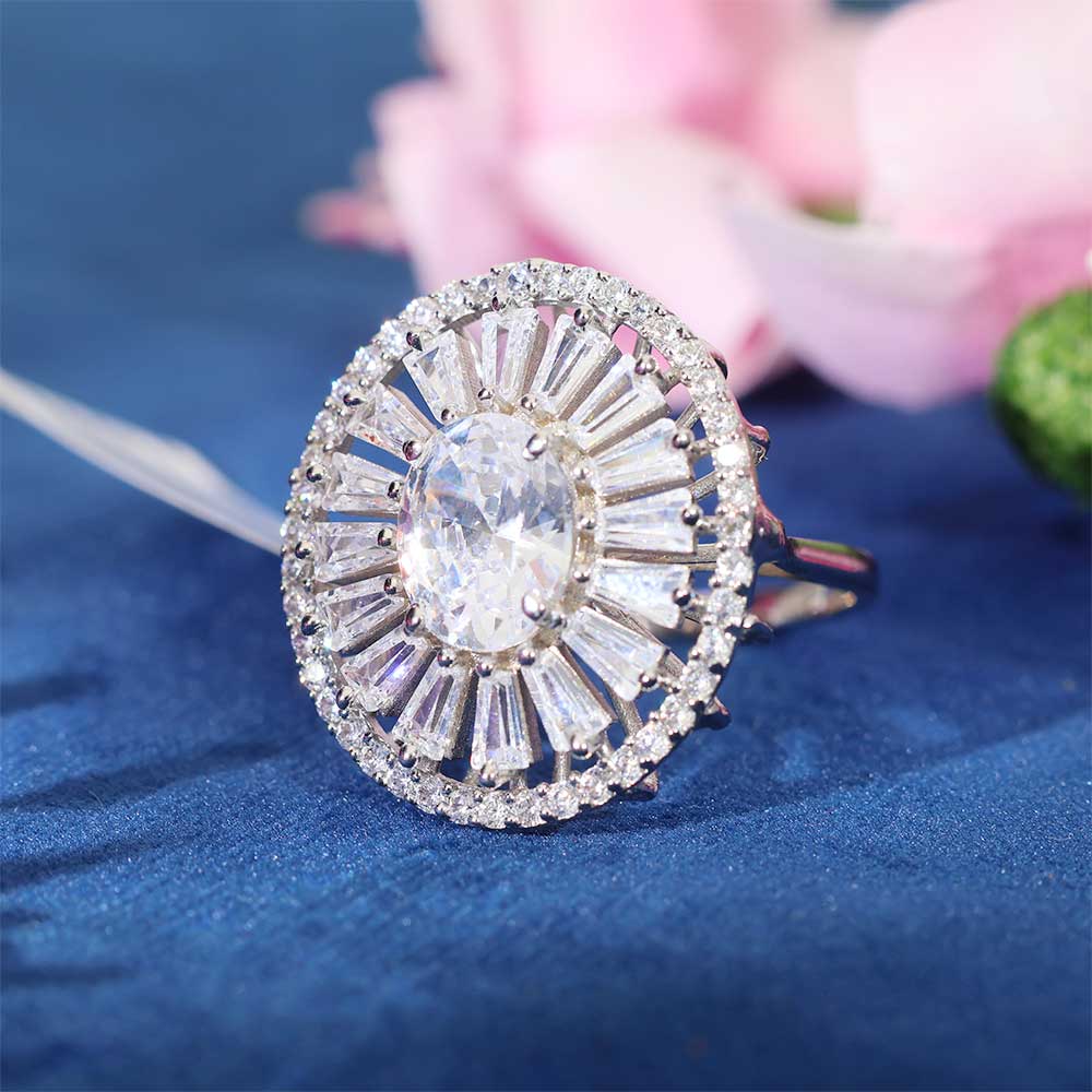 Starlight Crown Ladies Ring - Image 6