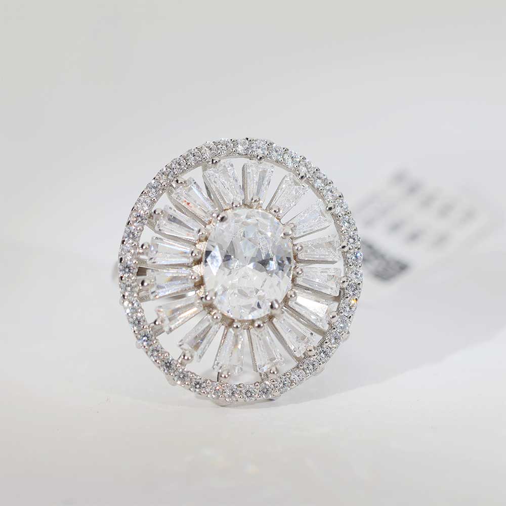 Starlight Crown Ladies Ring - Image 2