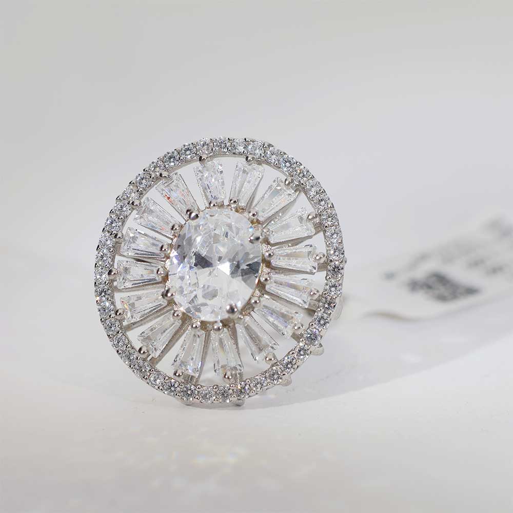 Starlight Crown Ladies Ring - Image 3