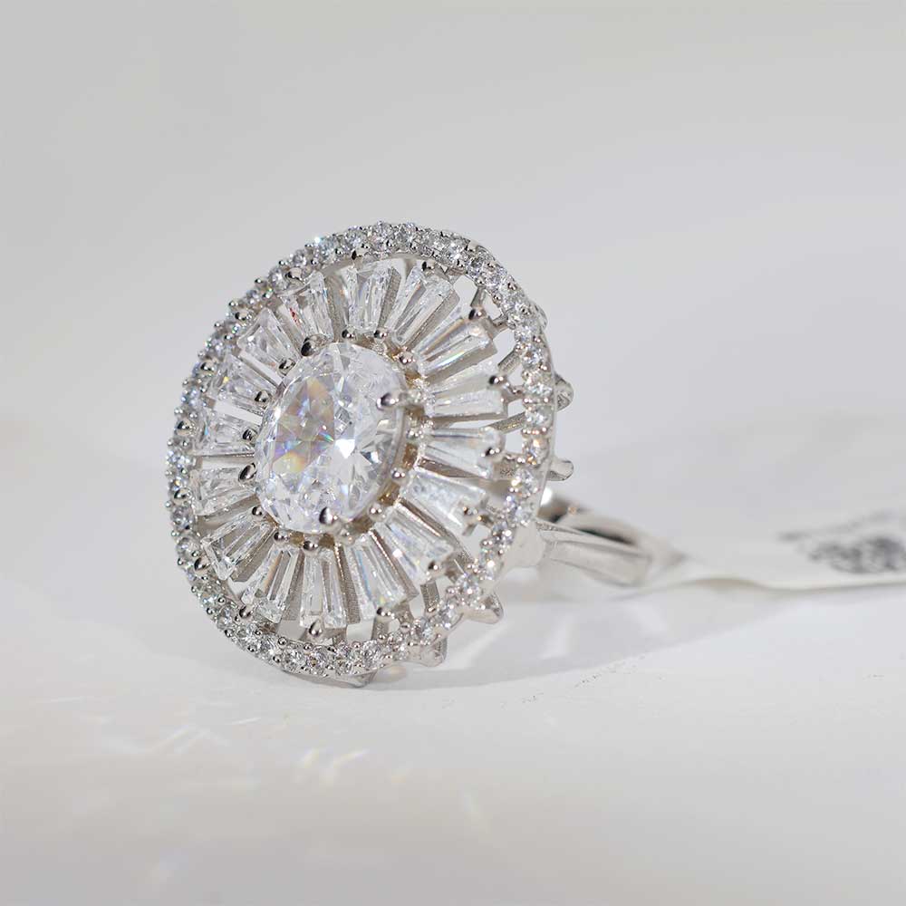 Starlight Crown Ladies Ring - Image 4