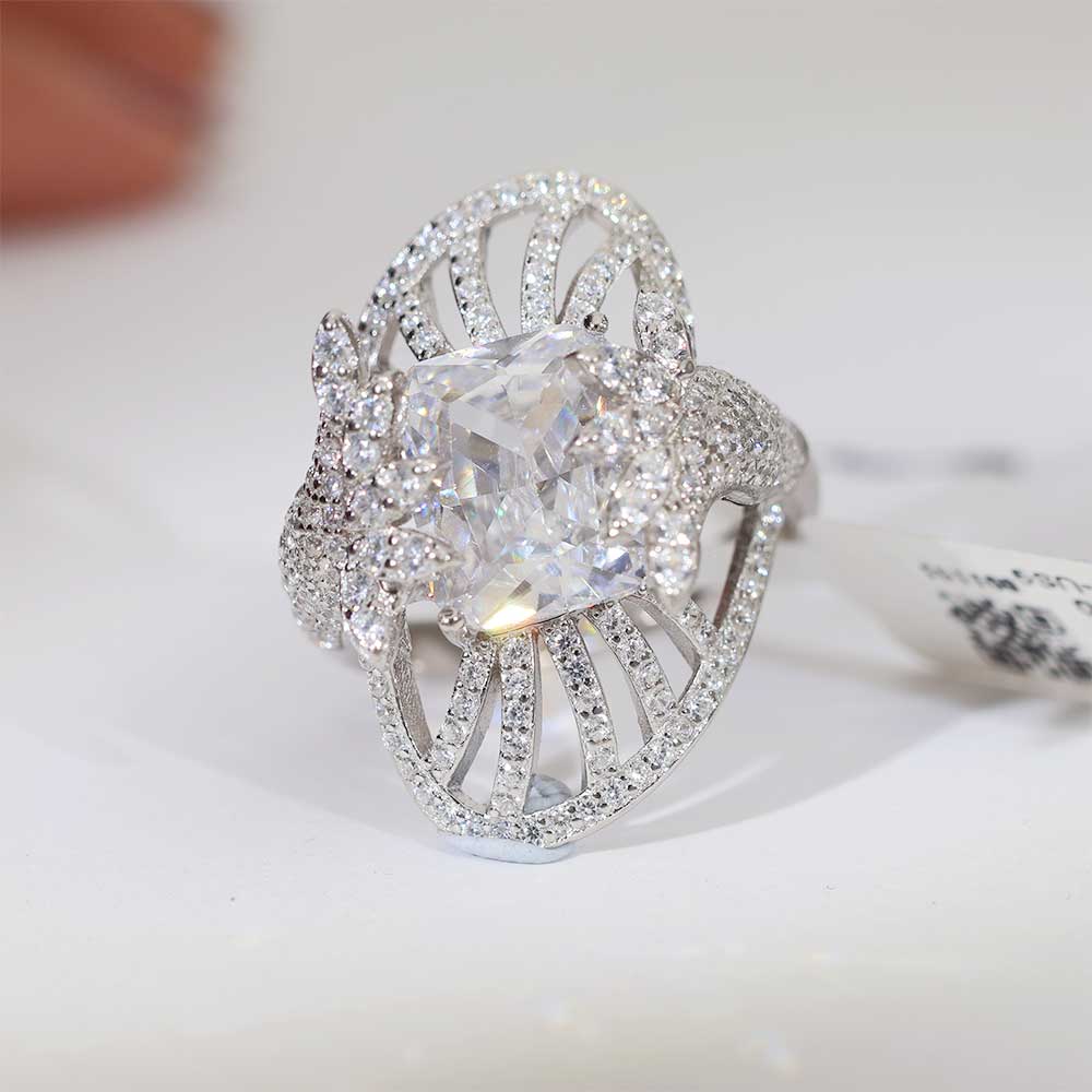 Radiant Fan Halo Ladies Ring - Image 4