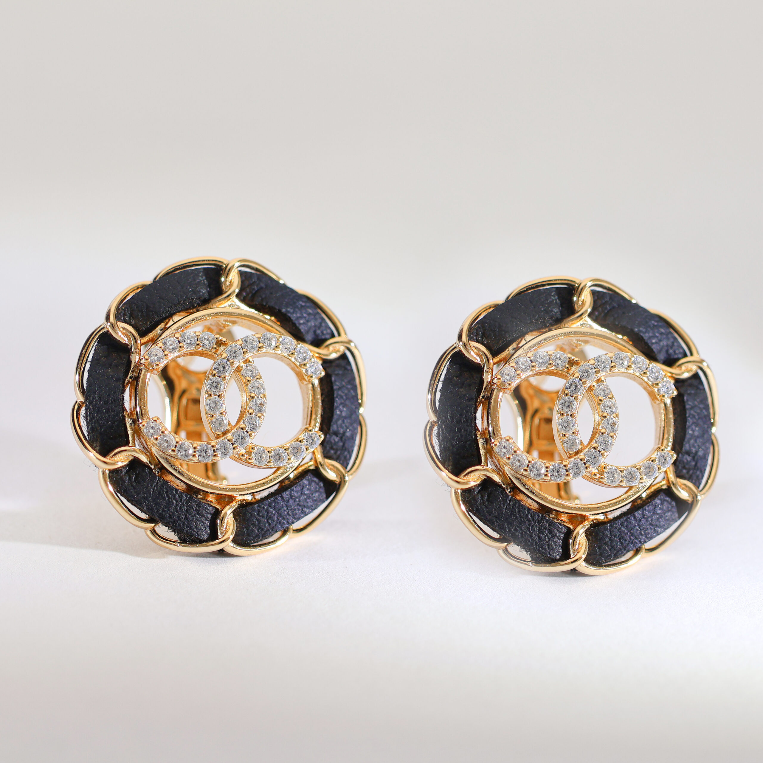 Midnight Chain Halo Rosegold Earrings - Image 2
