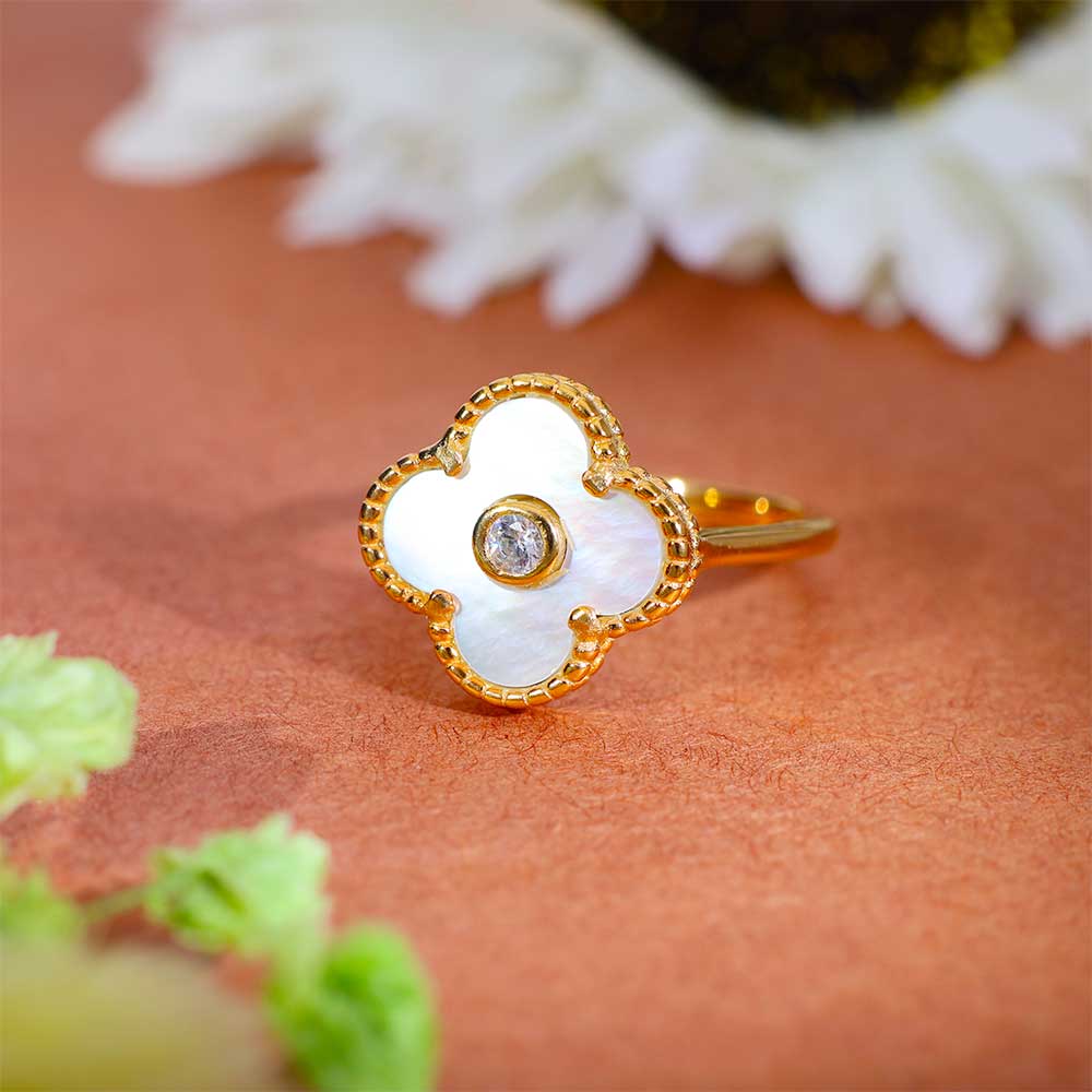 Moon Petal ladies ring - Image 6