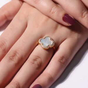 White Bloom Luxe ladies ring