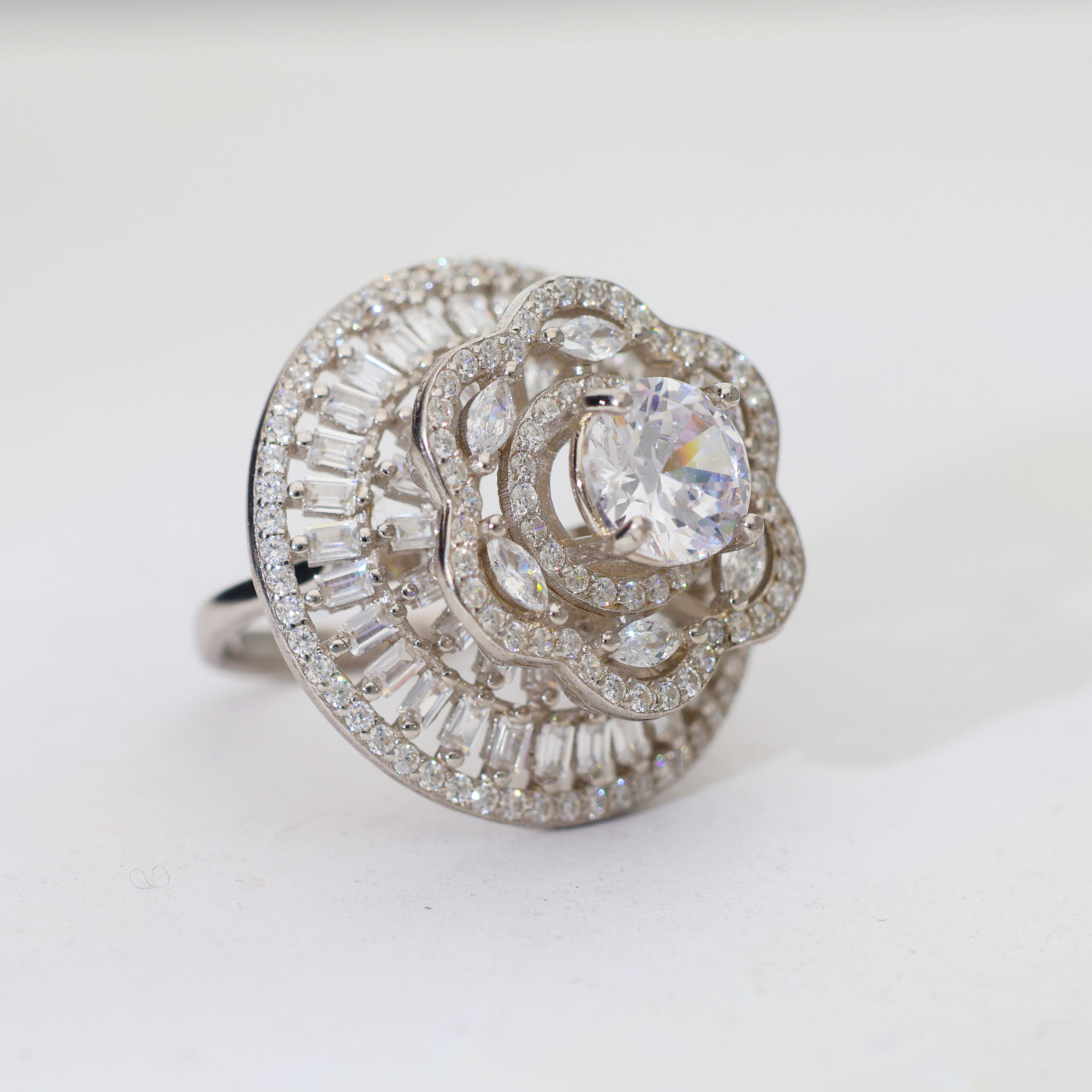 Starlight Crown Ladies Ring - Image 3