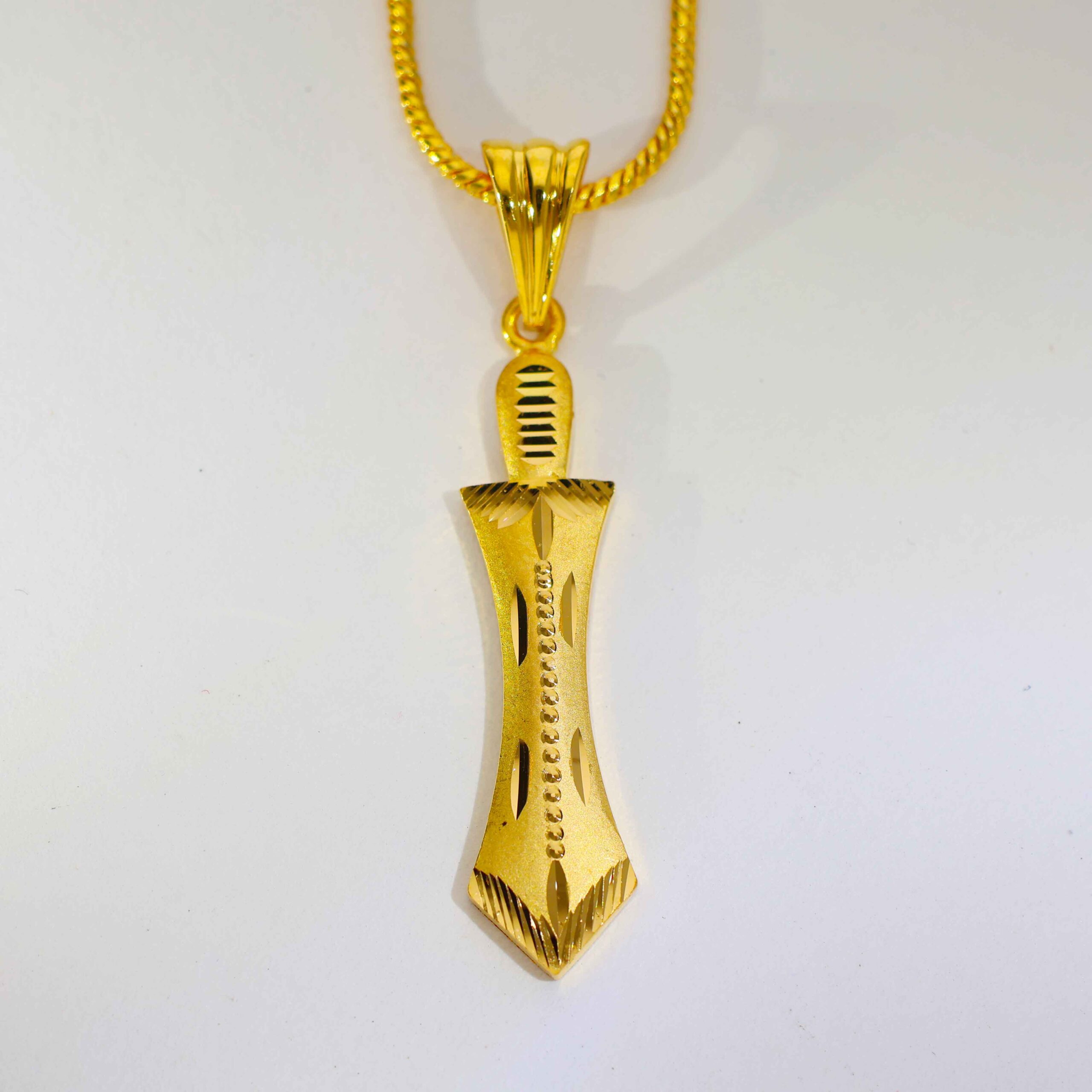 22kt Gold Gents Sword Pendant - Image 3