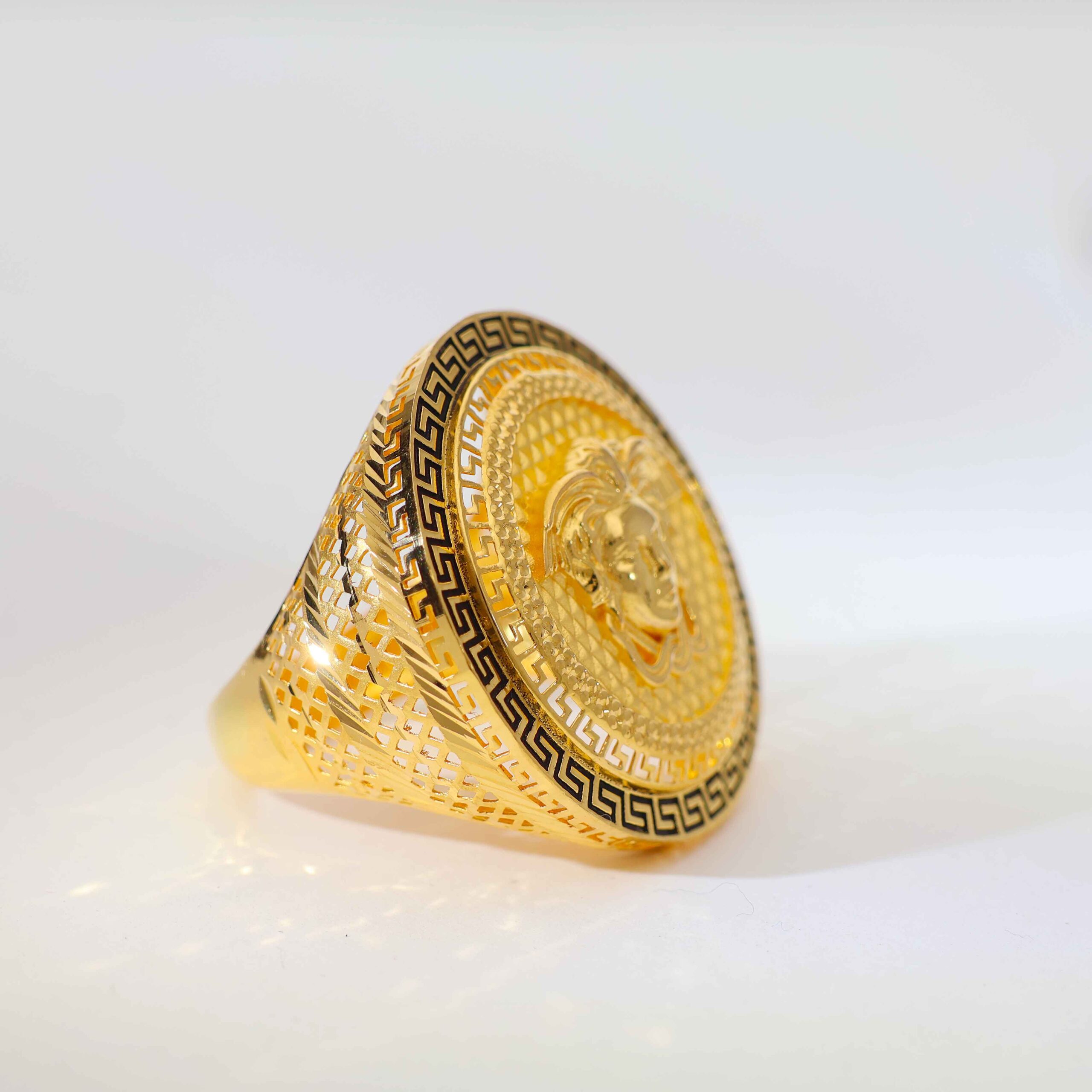 Greek Lion Face gents gold ring - Image 3