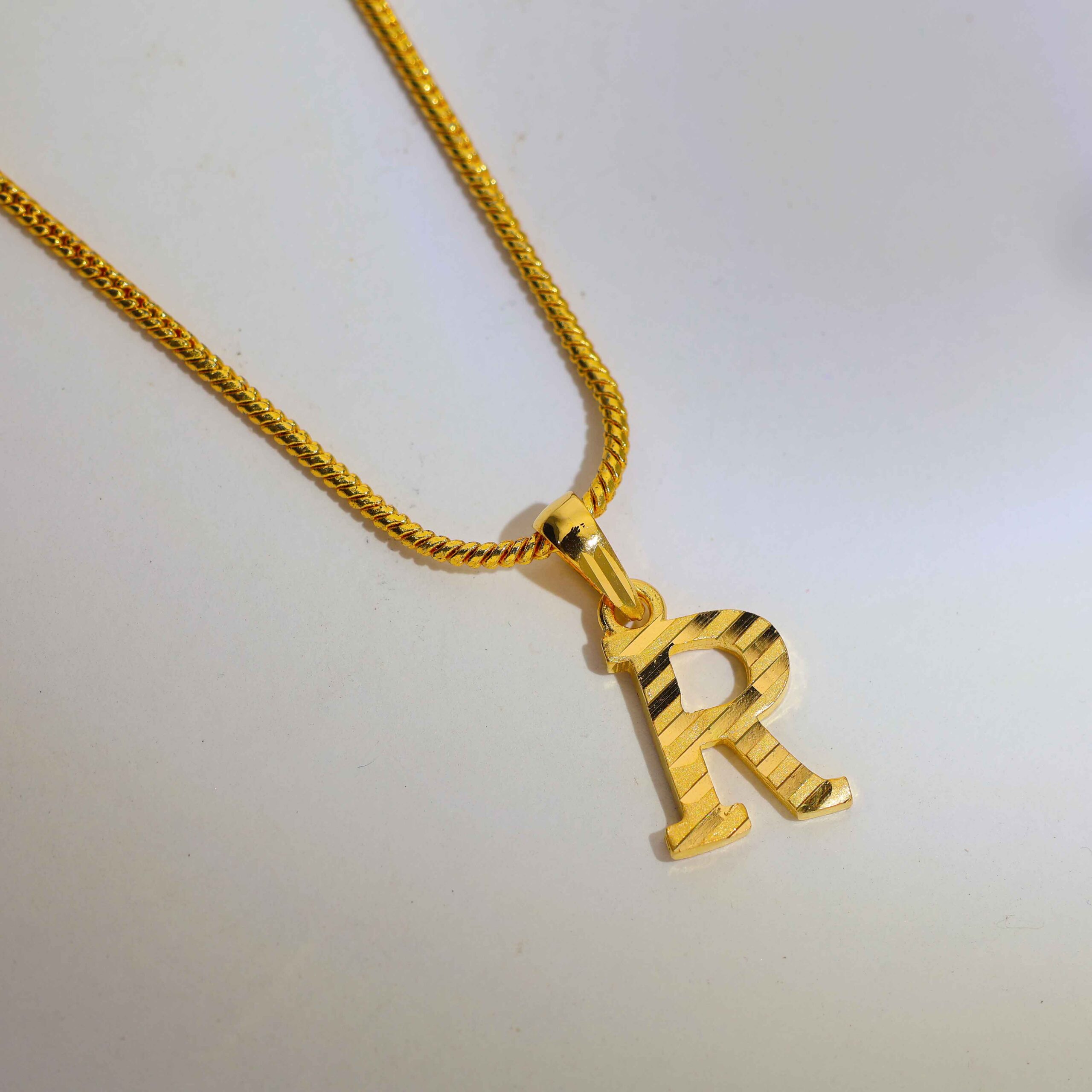 Bold Letter R Alphabet Ladies Pendent - Image 4