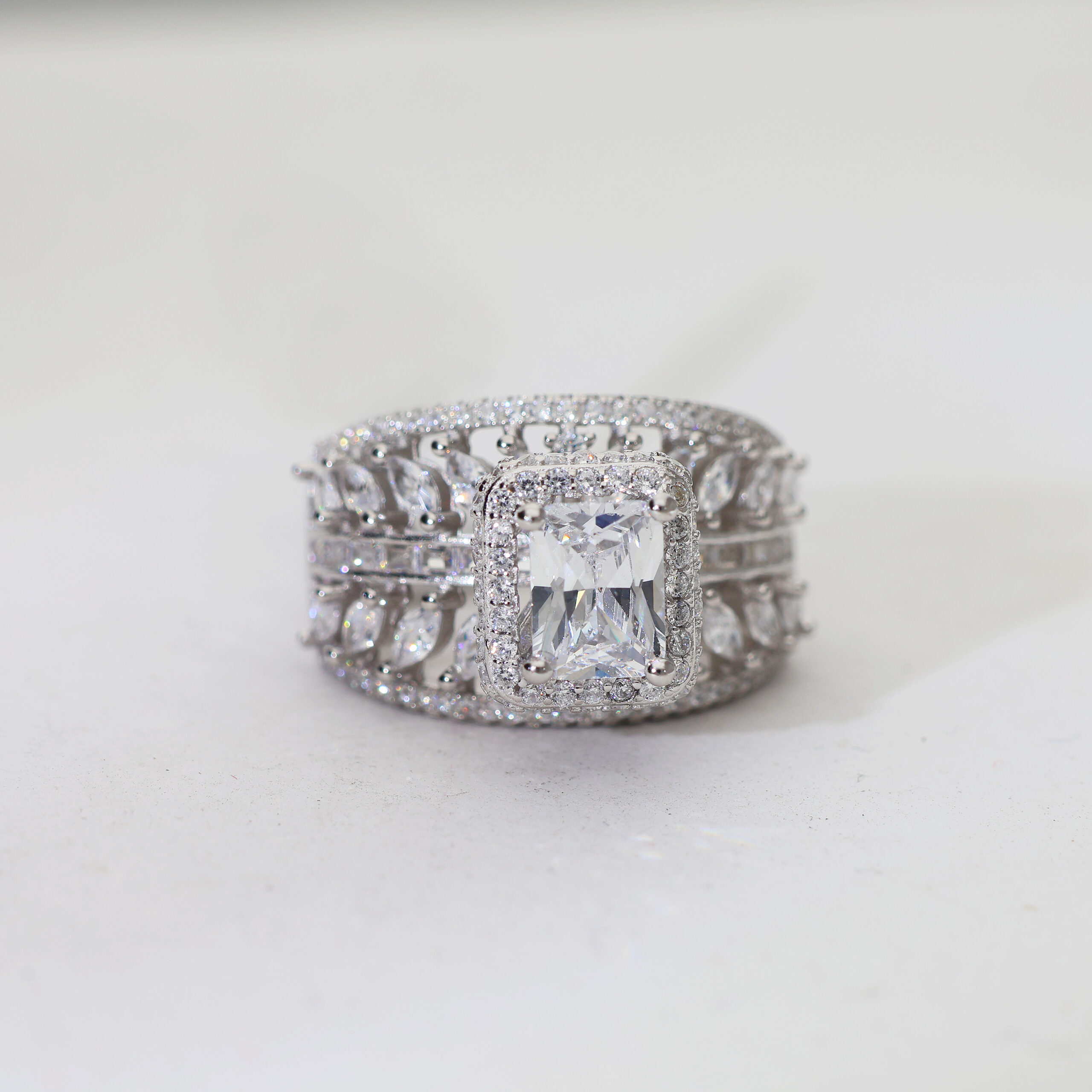 Royal Bloom Halo Ladies Ring - Image 3