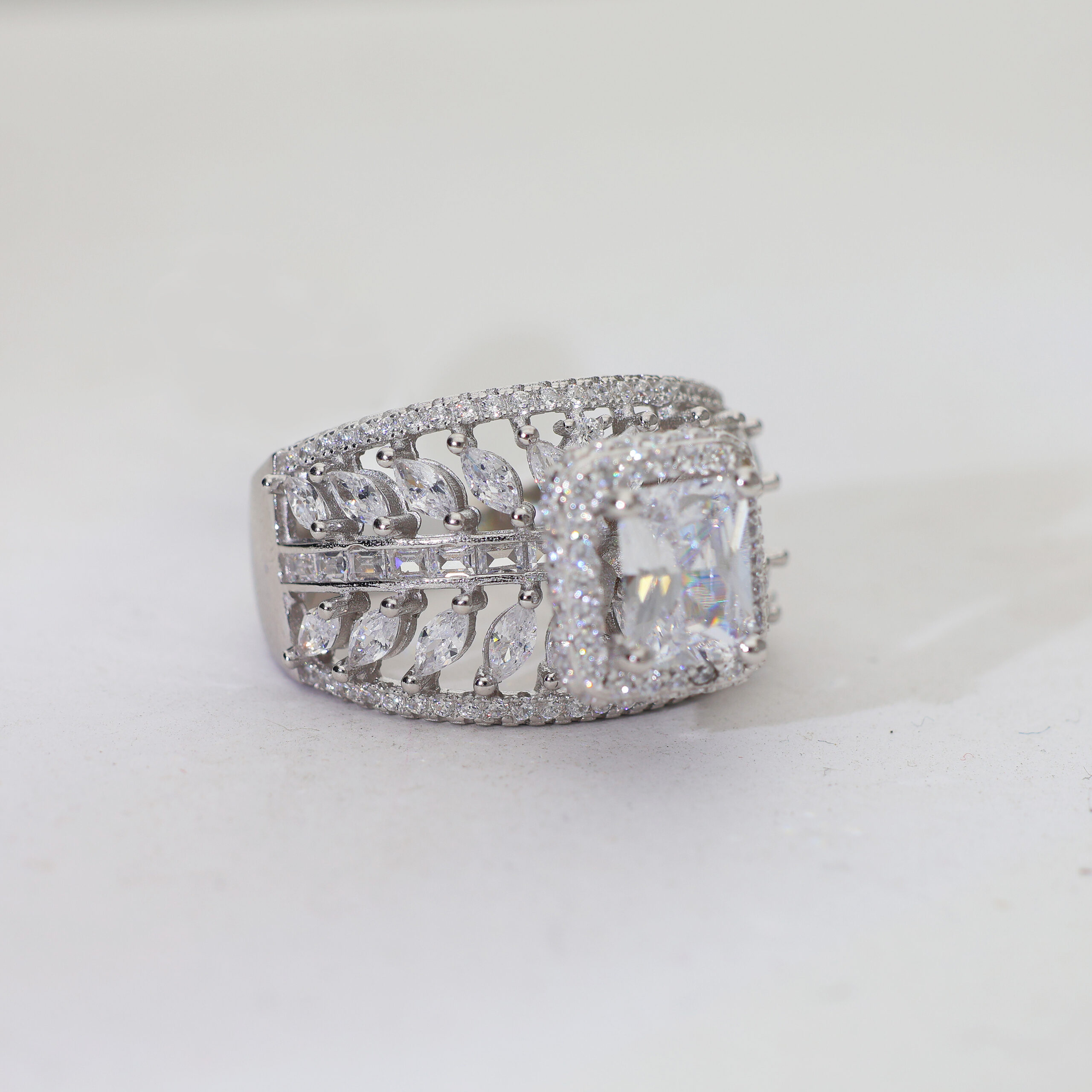 Royal Bloom Halo Ladies Ring - Image 2