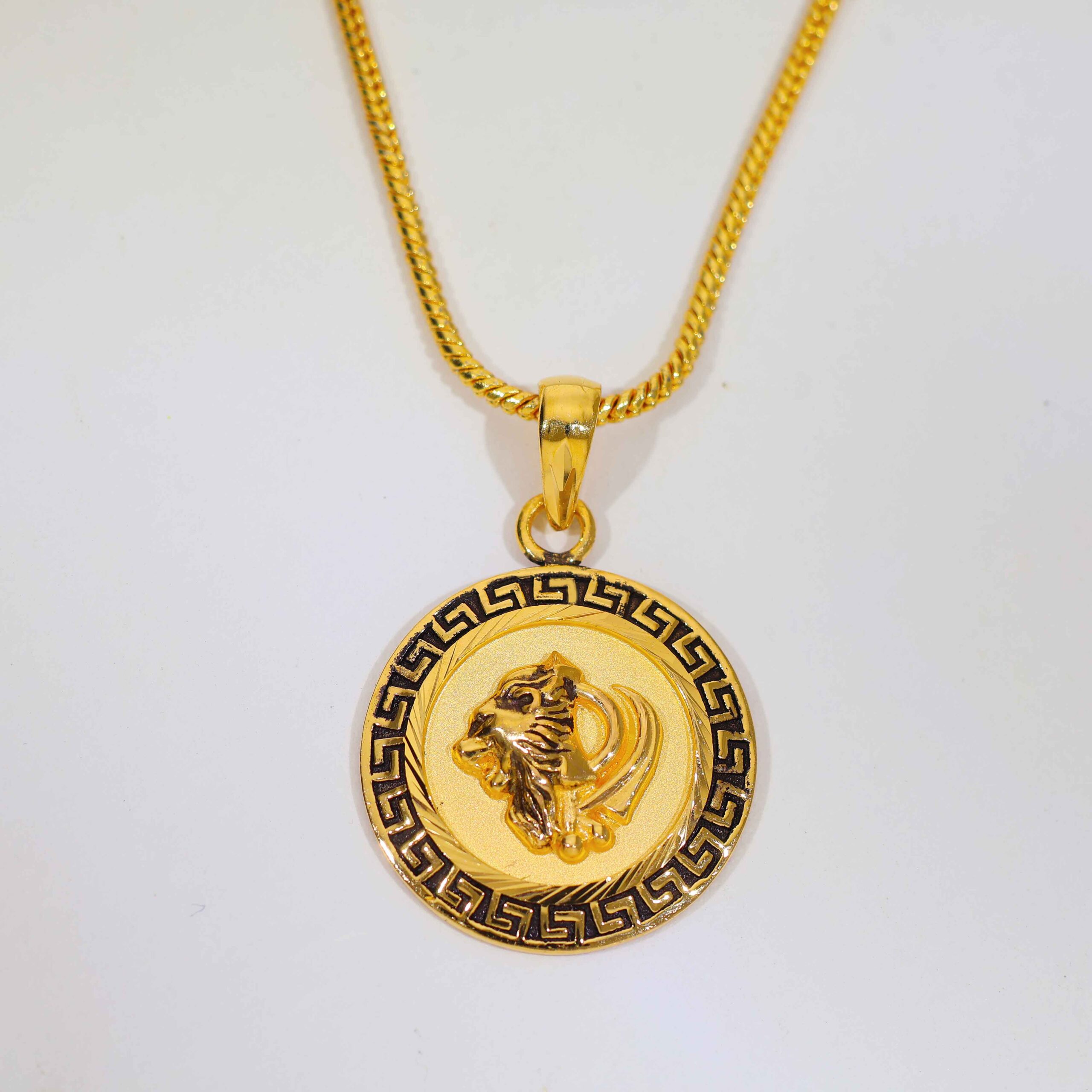 Khanda Lion Royal Gold Pendant - Image 2