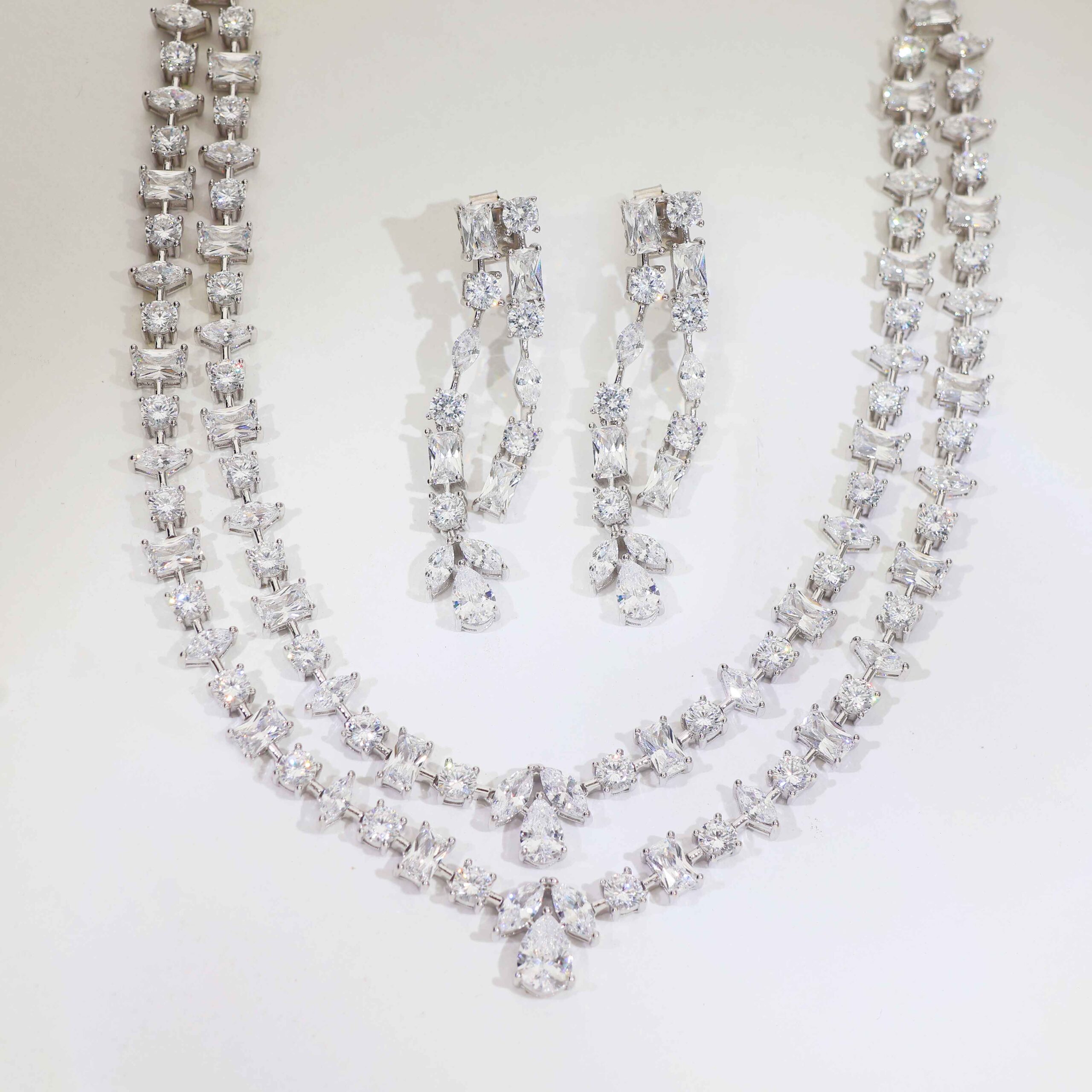 Diamond Shine Ladies Necklace Set - Image 6